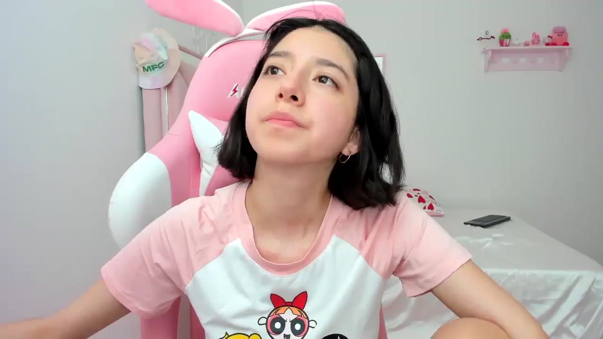 Gallery image thumbnail from Cherrycute666's myfreecams stream on, 02/25/2024, 18:40 image 10 of 20