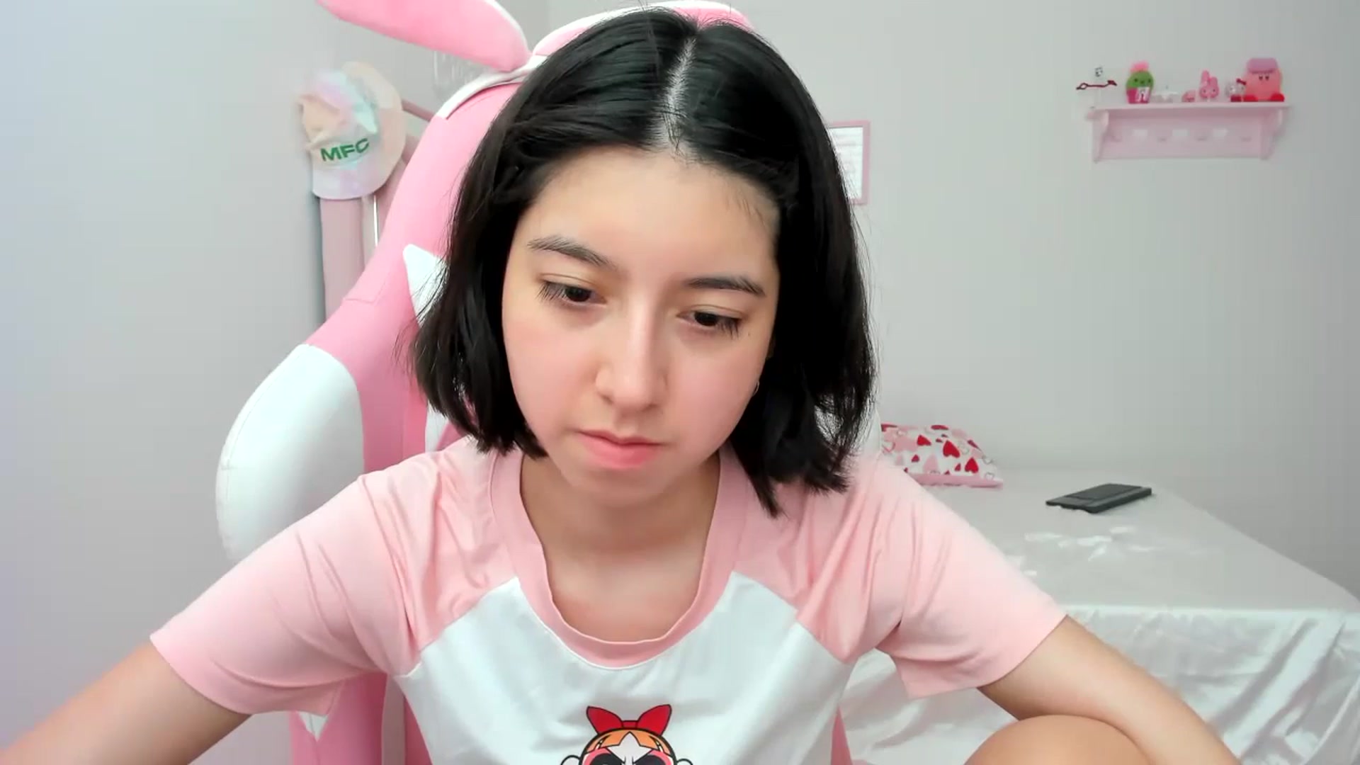 Gallery image thumbnail from Cherrycute666's myfreecams stream on, 02/25/2024, 18:40 image 11 of 20