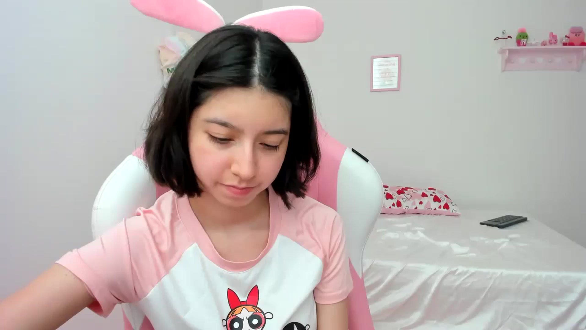 Gallery image thumbnail from Cherrycute666's myfreecams stream on, 02/25/2024, 18:40 image 20 of 20