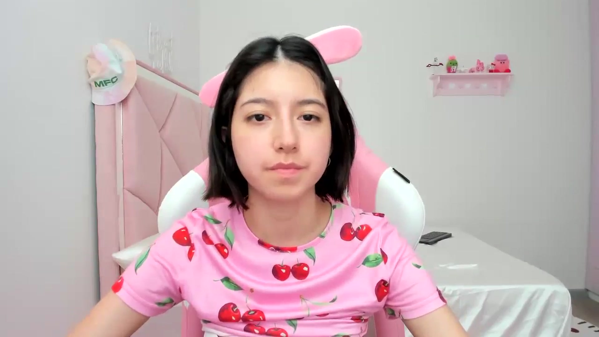 Gallery image thumbnail from Cherrycute666's myfreecams stream on, 02/27/2024, 22:59 image 8 of 20