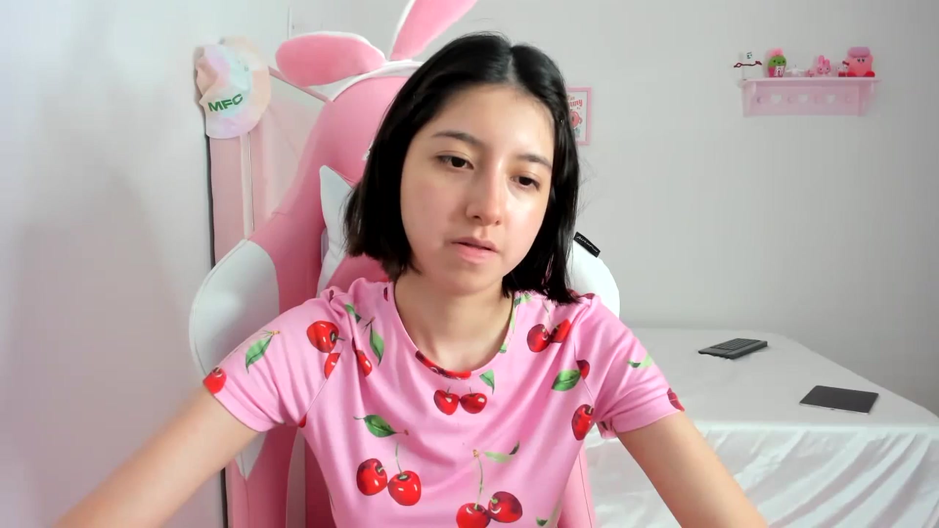 Gallery image thumbnail from Cherrycute666's myfreecams stream on, 02/28/2024, 04:10 image 20 of 20