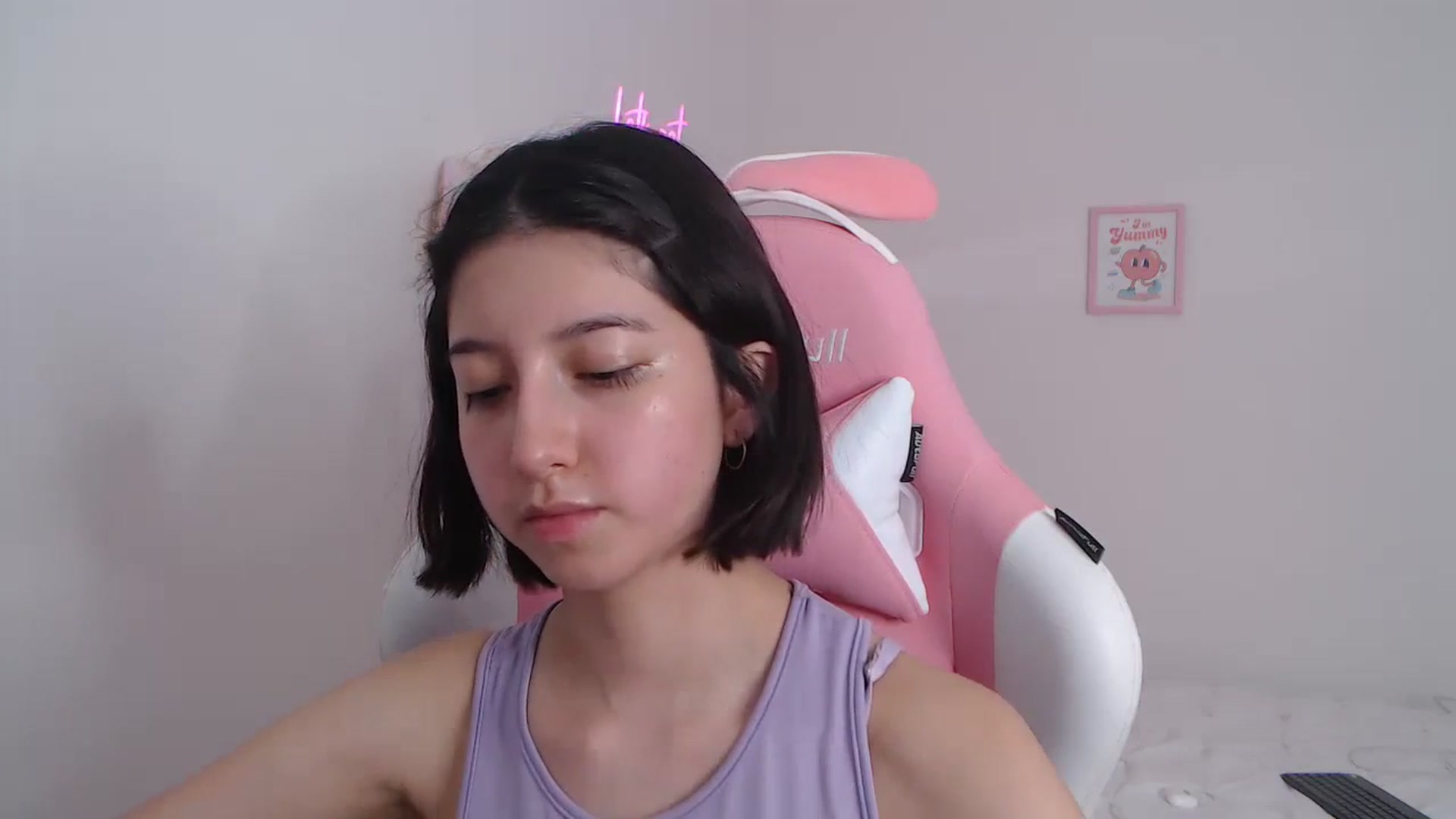 Gallery image thumbnail from Cherrycute666's myfreecams stream on, 02/29/2024, 24:00 image 14 of 20