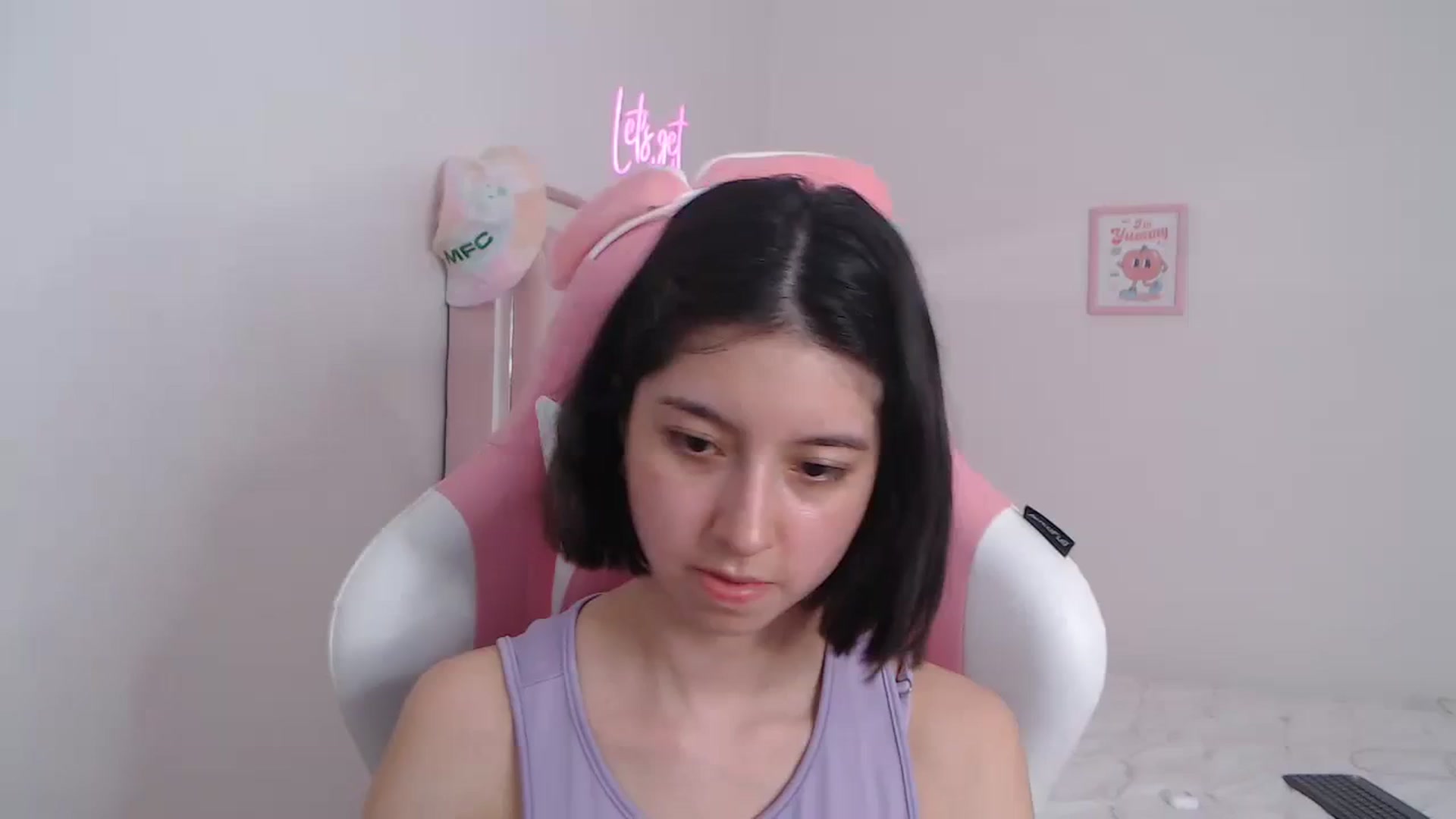 Gallery image thumbnail from Cherrycute666's myfreecams stream on, 02/29/2024, 24:00 image 12 of 20