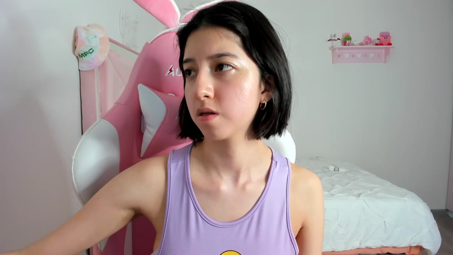 Gallery image thumbnail from Cherrycute666's myfreecams stream on, 02/29/2024, 03:30 image 15 of 20