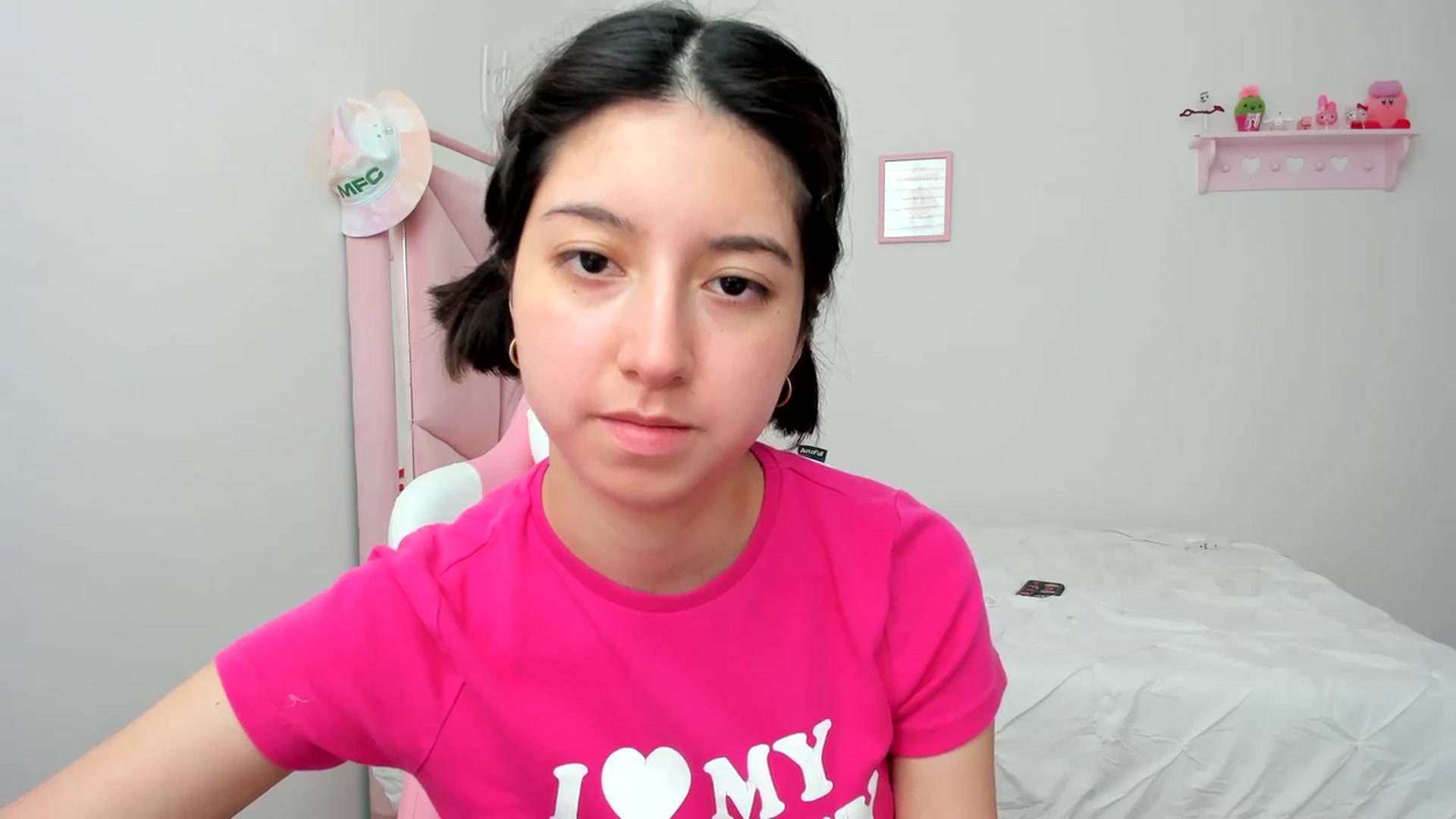 Gallery image thumbnail from Cherrycute666's myfreecams stream on, 02/29/2024, 20:04 image 6 of 20