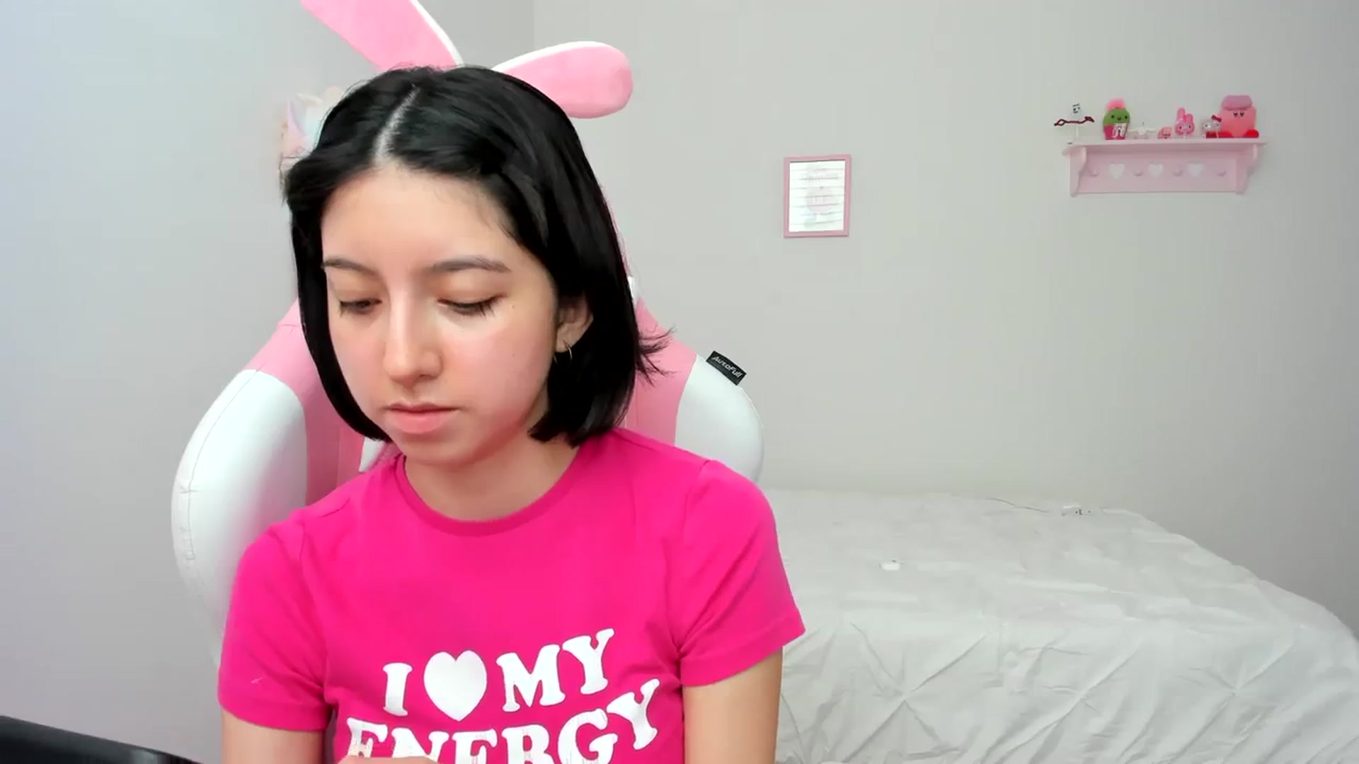 Gallery image thumbnail from Cherrycute666's myfreecams stream on, 02/29/2024, 20:04 image 20 of 20