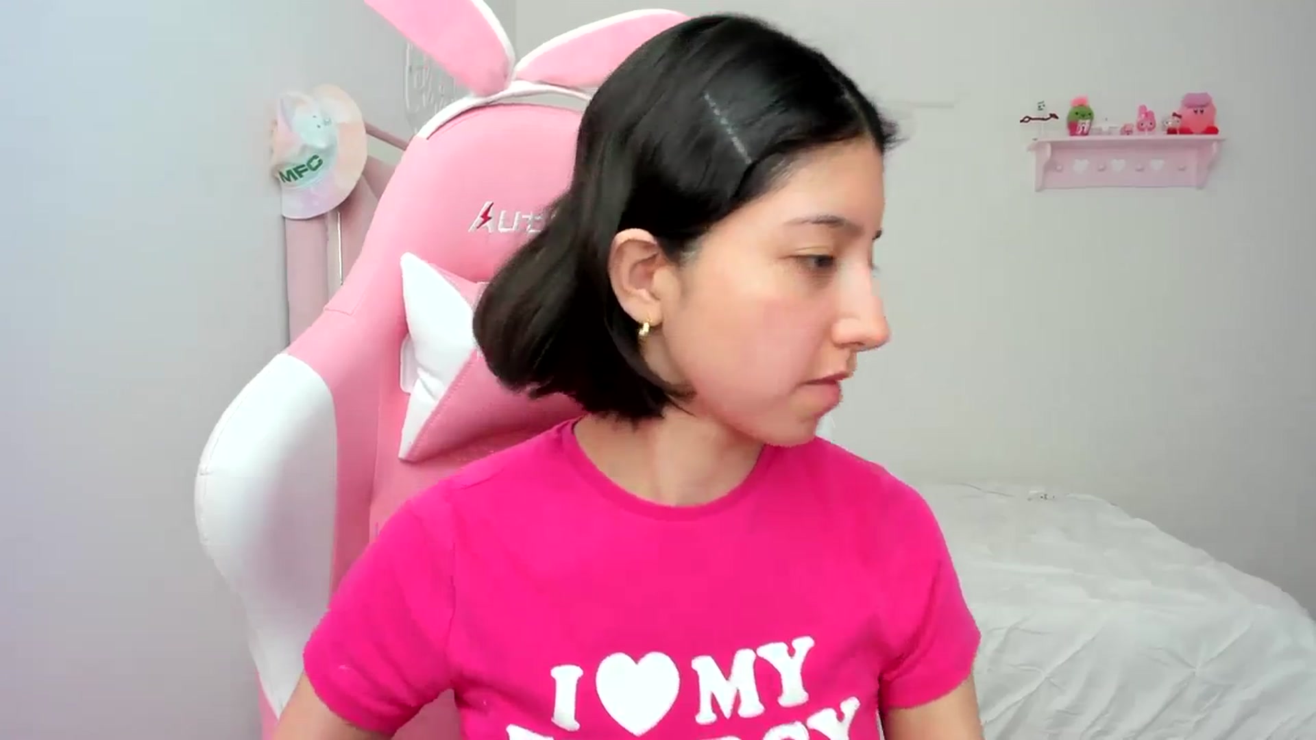 Gallery image thumbnail from Cherrycute666's myfreecams stream on, 02/29/2024, 20:04 image 19 of 20