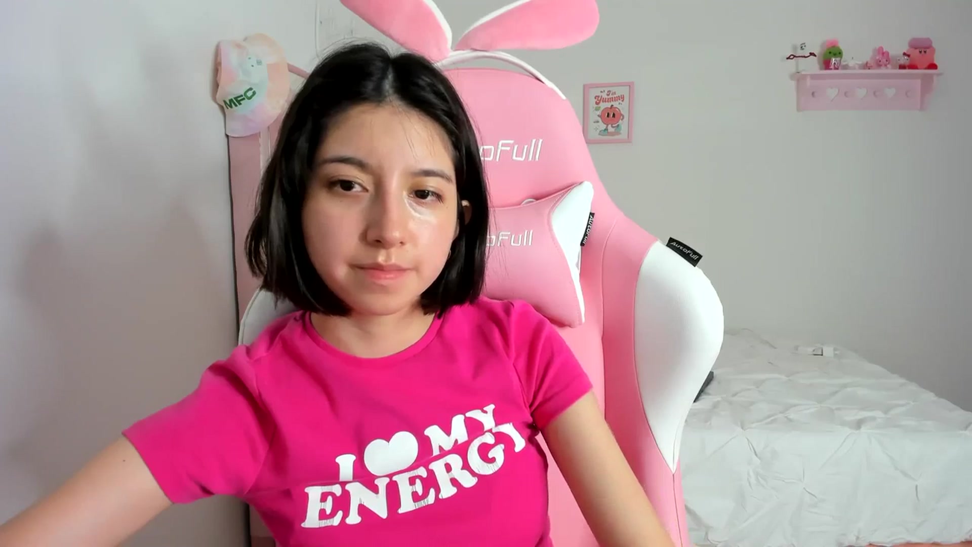 Gallery image thumbnail from Cherrycute666's myfreecams stream on, 03/01/2024, 06:59 image 2 of 20