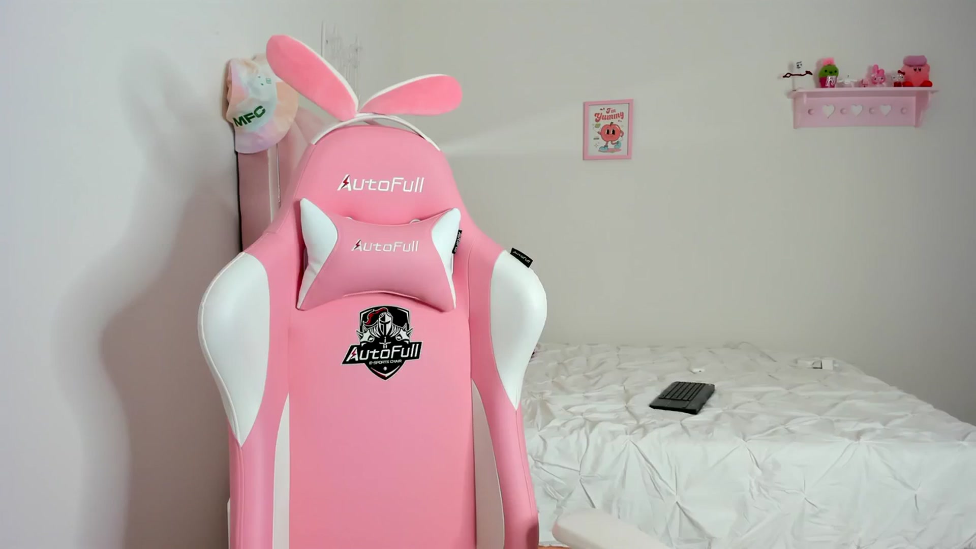 Gallery image thumbnail from Cherrycute666's myfreecams stream on, 03/01/2024, 06:59 image 1 of 20