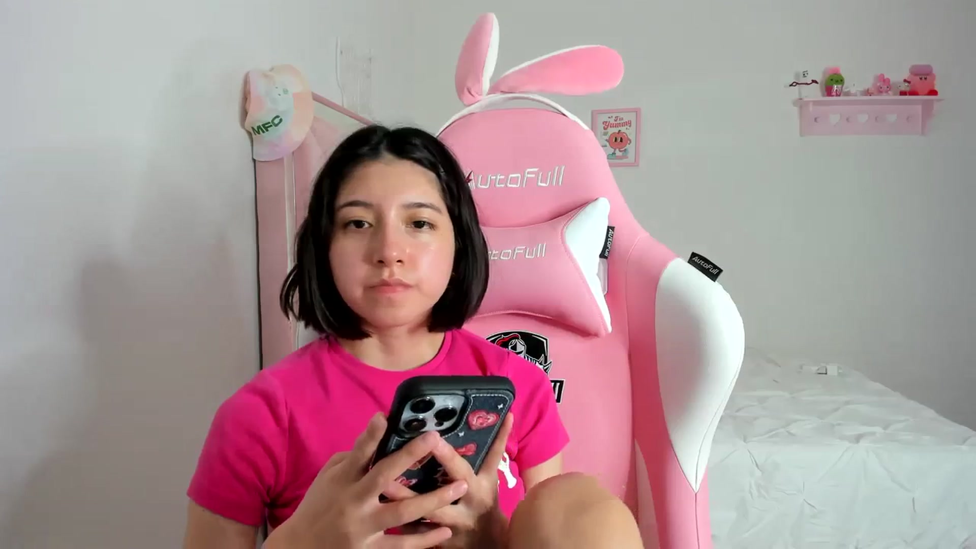 Gallery image thumbnail from Cherrycute666's myfreecams stream on, 03/01/2024, 07:24 image 5 of 20