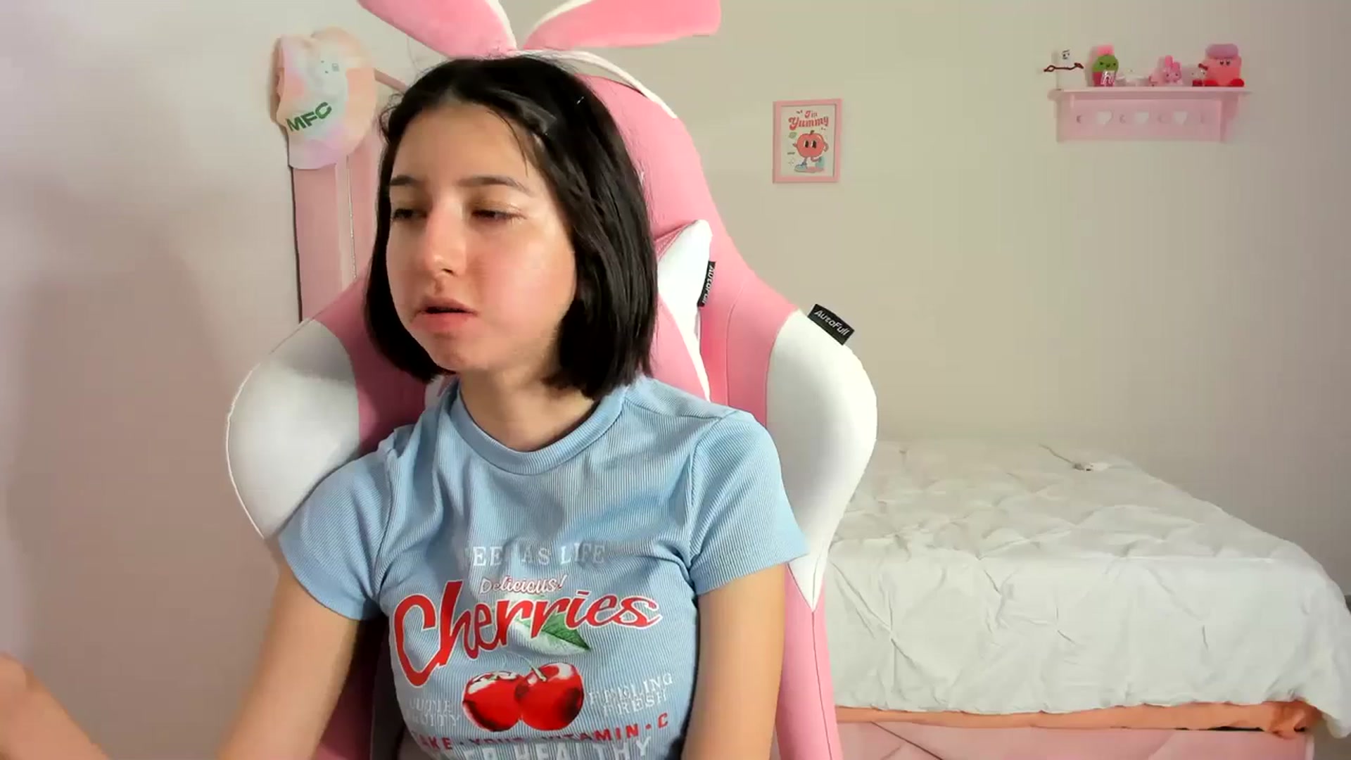 Gallery image thumbnail from Cherrycute666's myfreecams stream on, 03/02/2024, 01:26 image 4 of 20