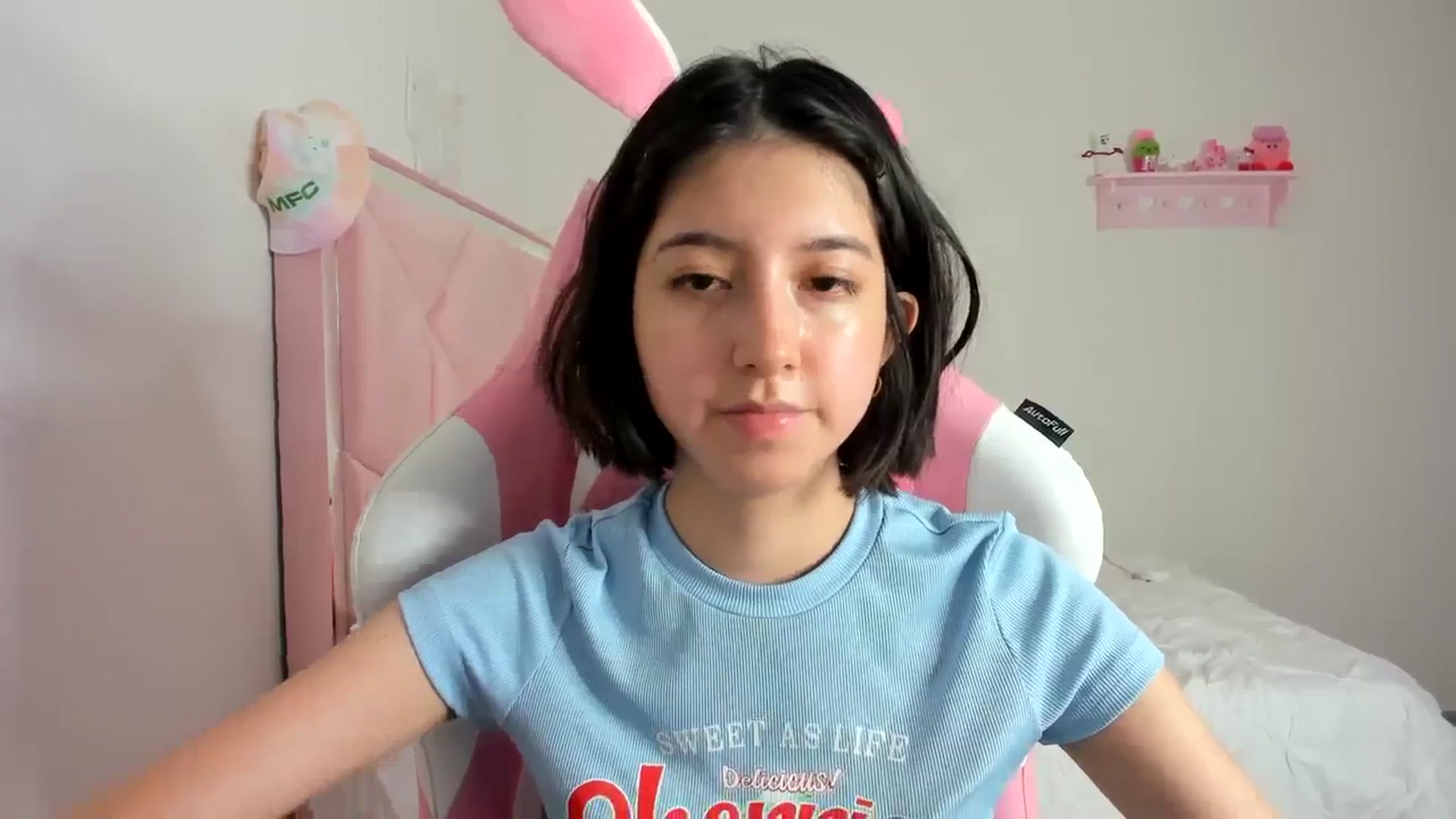 Gallery image thumbnail from Cherrycute666's myfreecams stream on, 03/02/2024, 06:48 image 12 of 20