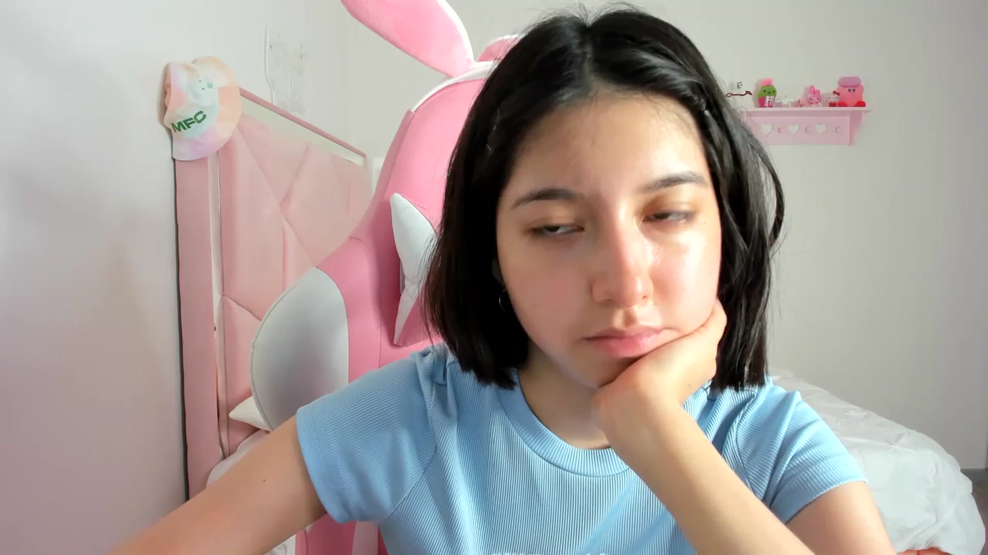 Gallery image thumbnail from Cherrycute666's myfreecams stream on, 03/02/2024, 06:48 image 17 of 20
