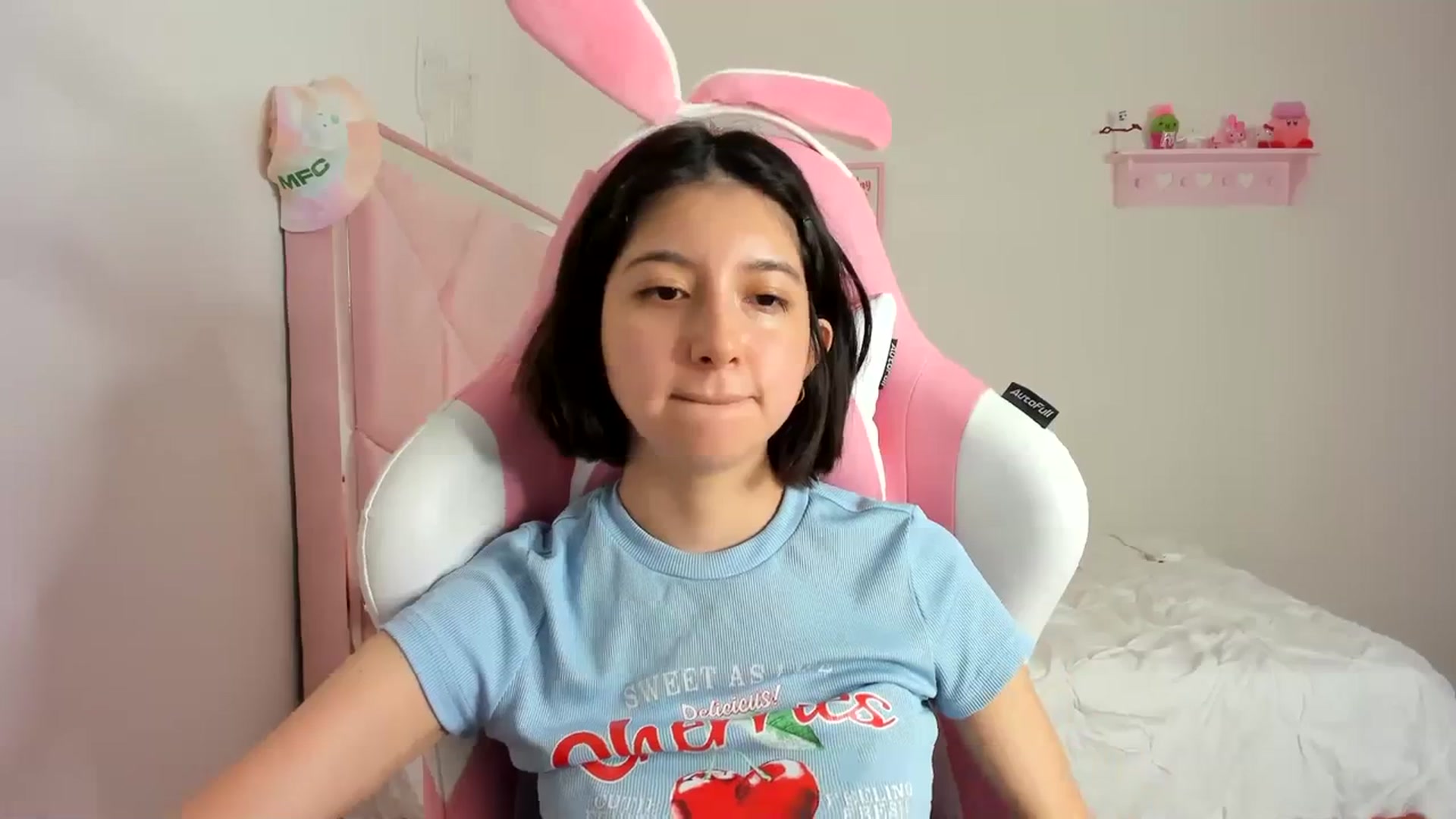 Gallery image thumbnail from Cherrycute666's myfreecams stream on, 03/02/2024, 06:48 image 14 of 20