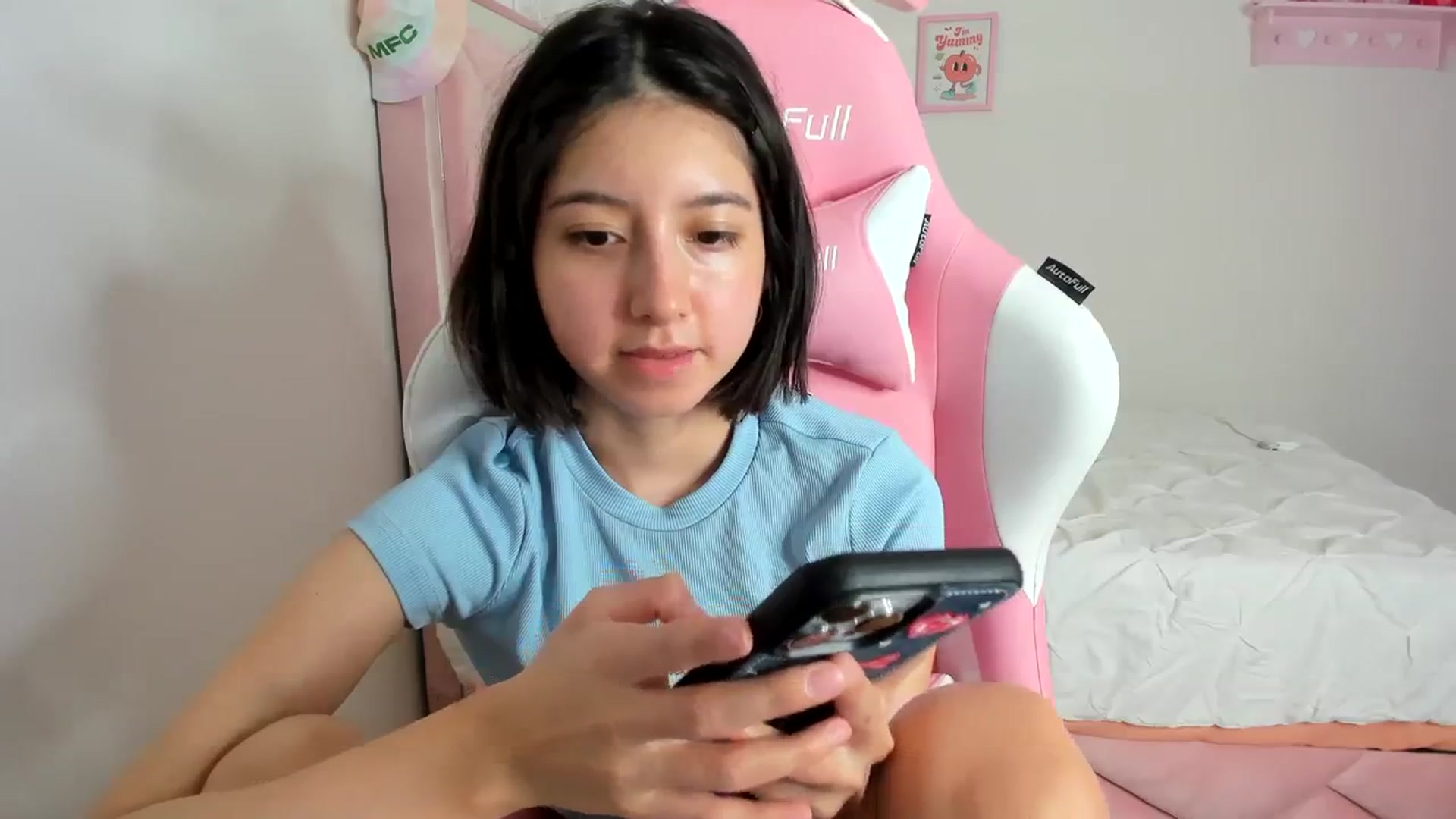 Gallery image thumbnail from Cherrycute666's myfreecams stream on, 03/02/2024, 06:48 image 4 of 20