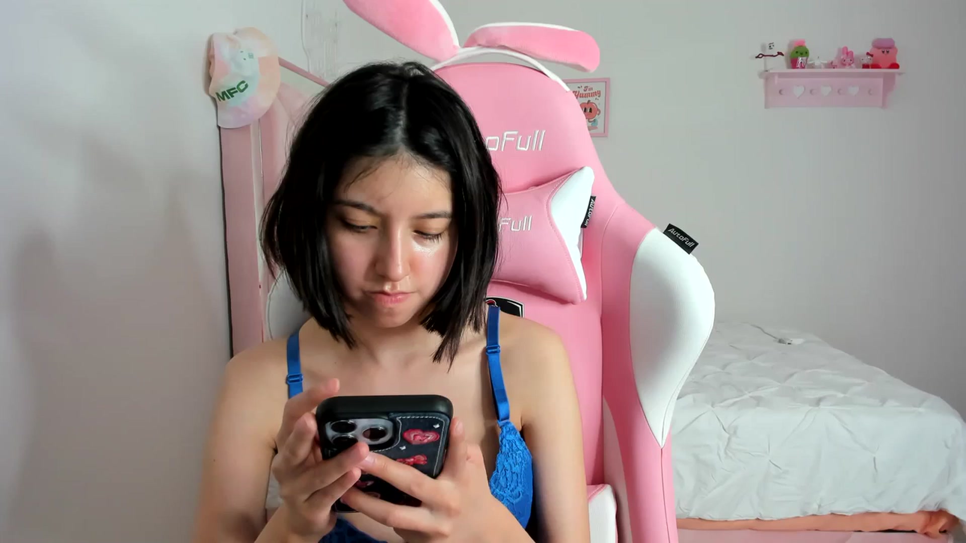 Gallery image thumbnail from Cherrycute666's myfreecams stream on, 03/02/2024, 06:48 image 1 of 20