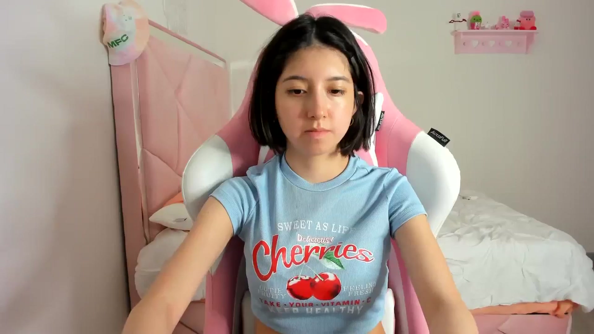 Gallery image thumbnail from Cherrycute666's myfreecams stream on, 03/02/2024, 08:48 image 4 of 20
