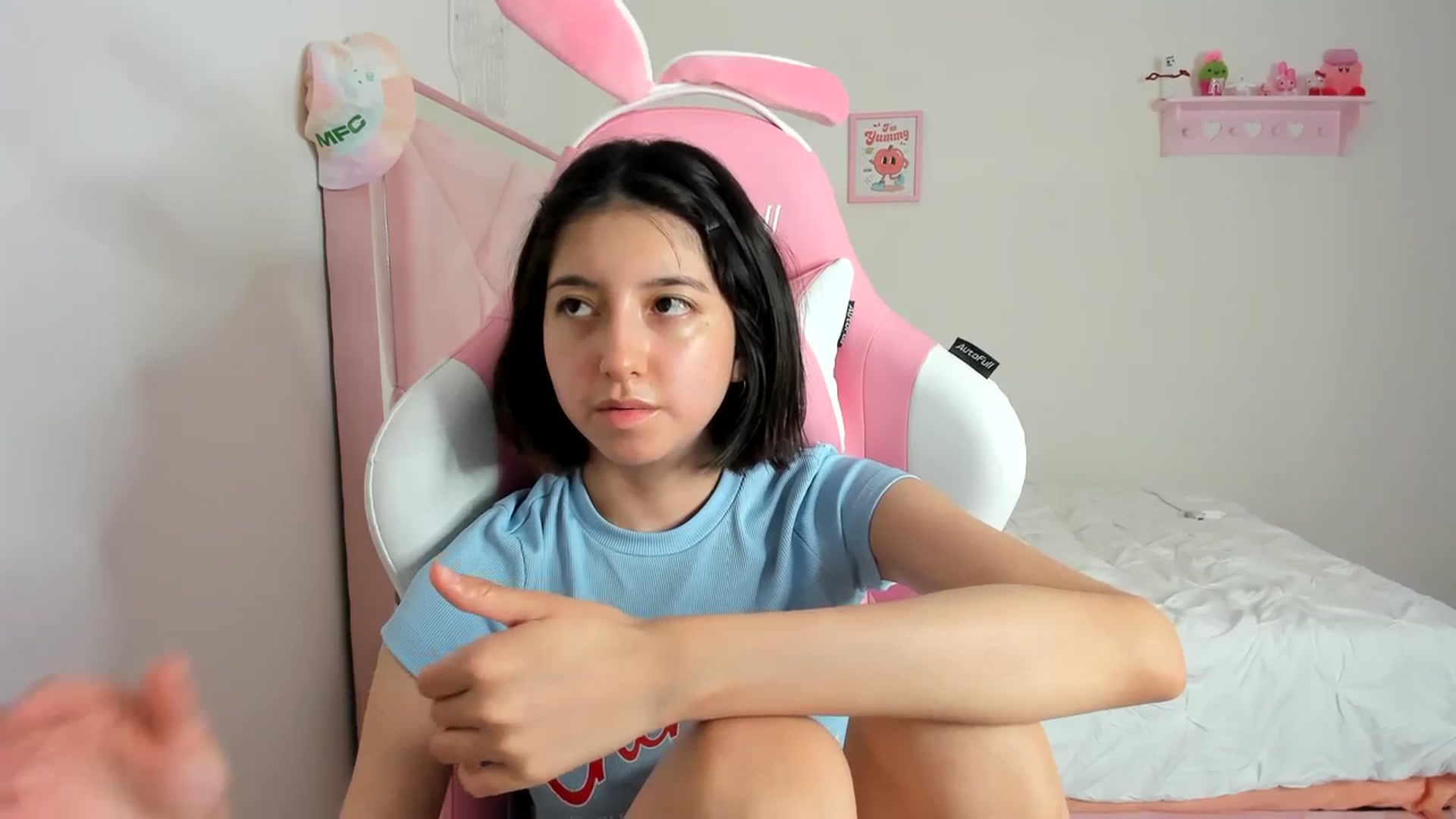 Gallery image thumbnail from Cherrycute666's myfreecams stream on, 03/02/2024, 08:48 image 16 of 20