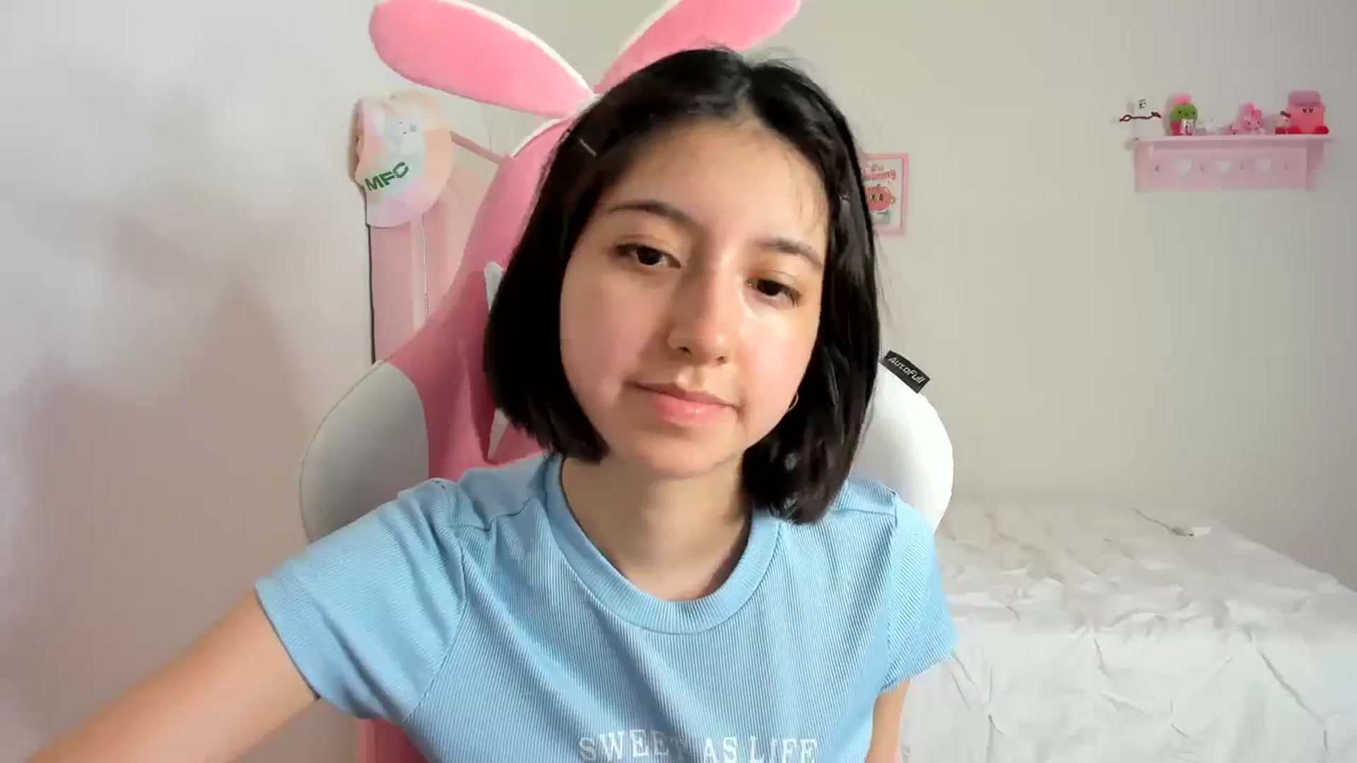 Gallery image thumbnail from Cherrycute666's myfreecams stream on, 03/02/2024, 08:48 image 20 of 20