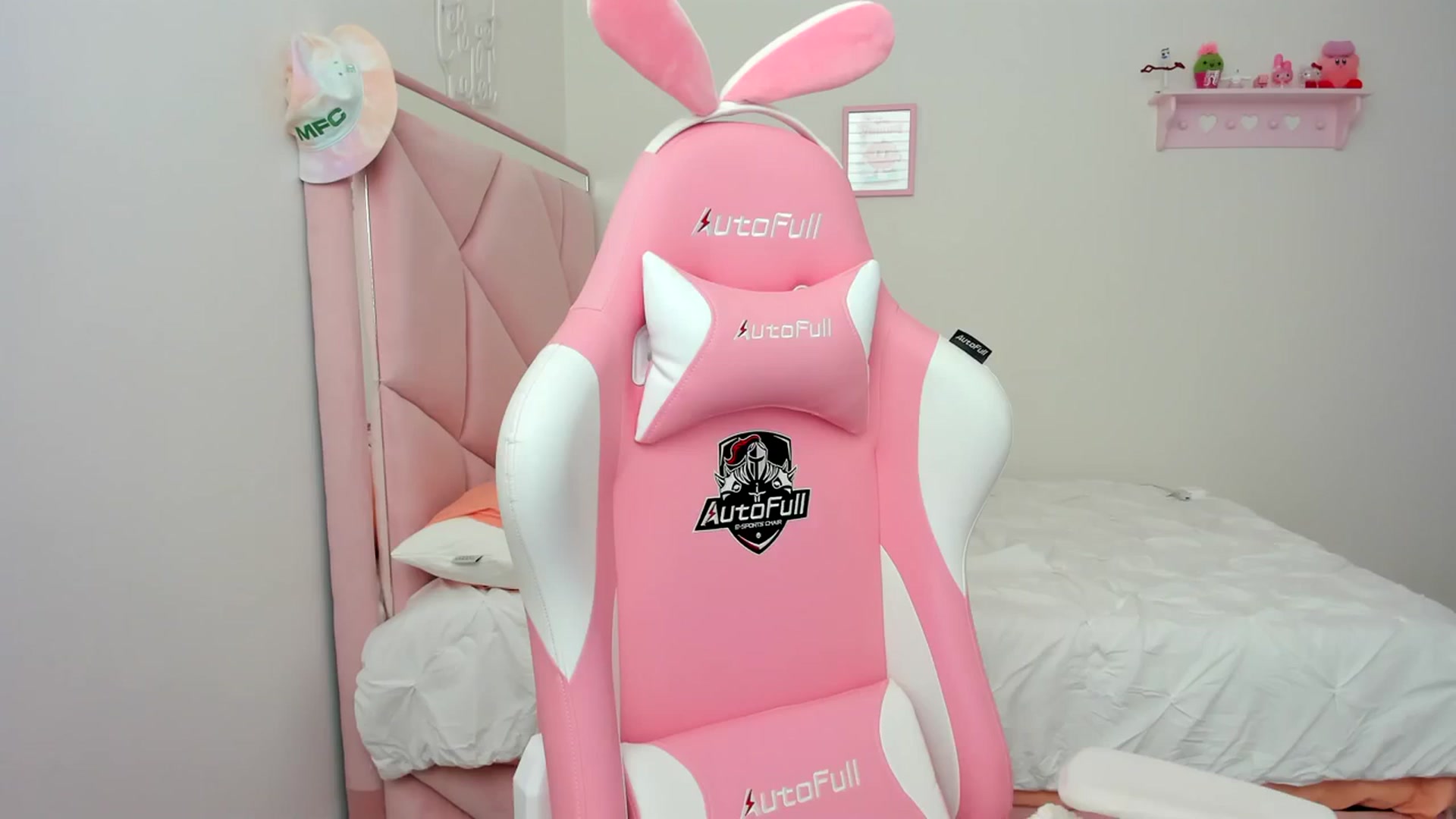 Gallery image thumbnail from Cherrycute666's myfreecams stream on, 03/02/2024, 23:02 image 9 of 20
