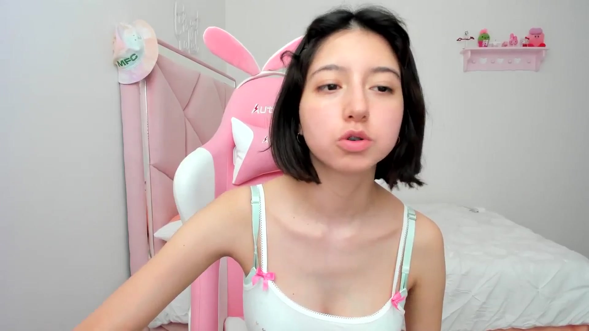 Gallery image thumbnail from Cherrycute666's myfreecams stream on, 03/02/2024, 23:02 image 14 of 20