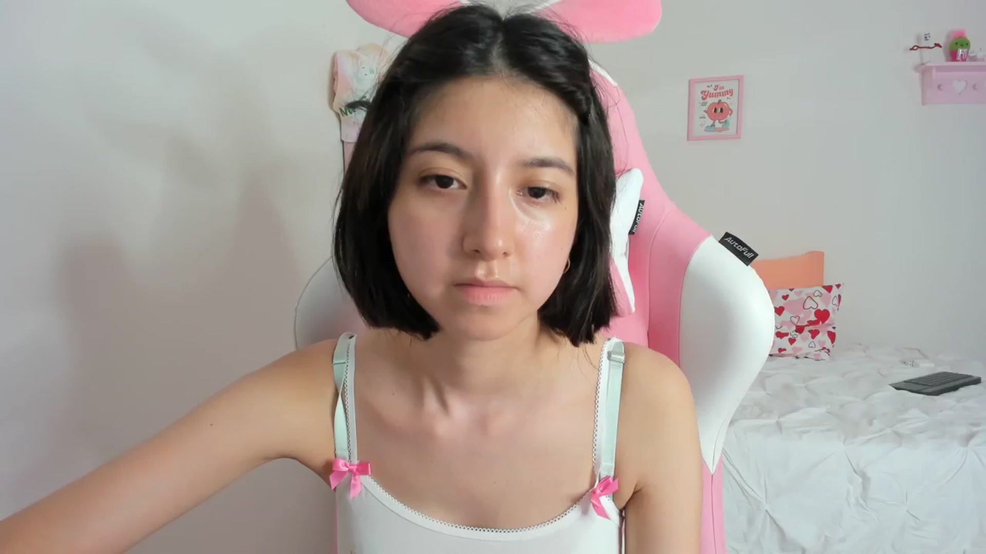 Gallery image thumbnail from Cherrycute666's myfreecams stream on, 03/03/2024, 11:25 image 20 of 20