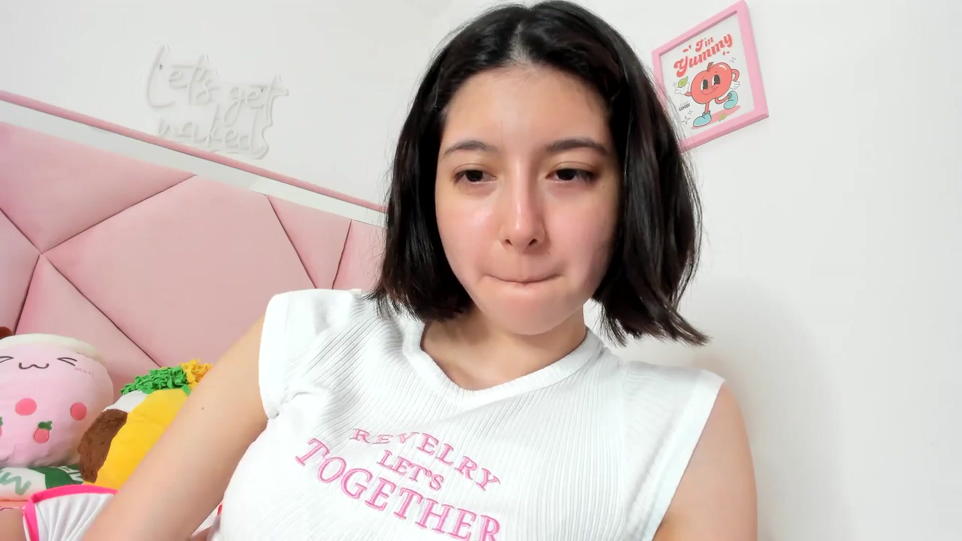 Gallery image thumbnail from Cherrycute666's myfreecams stream on, 03/05/2024, 03:55 image 4 of 20