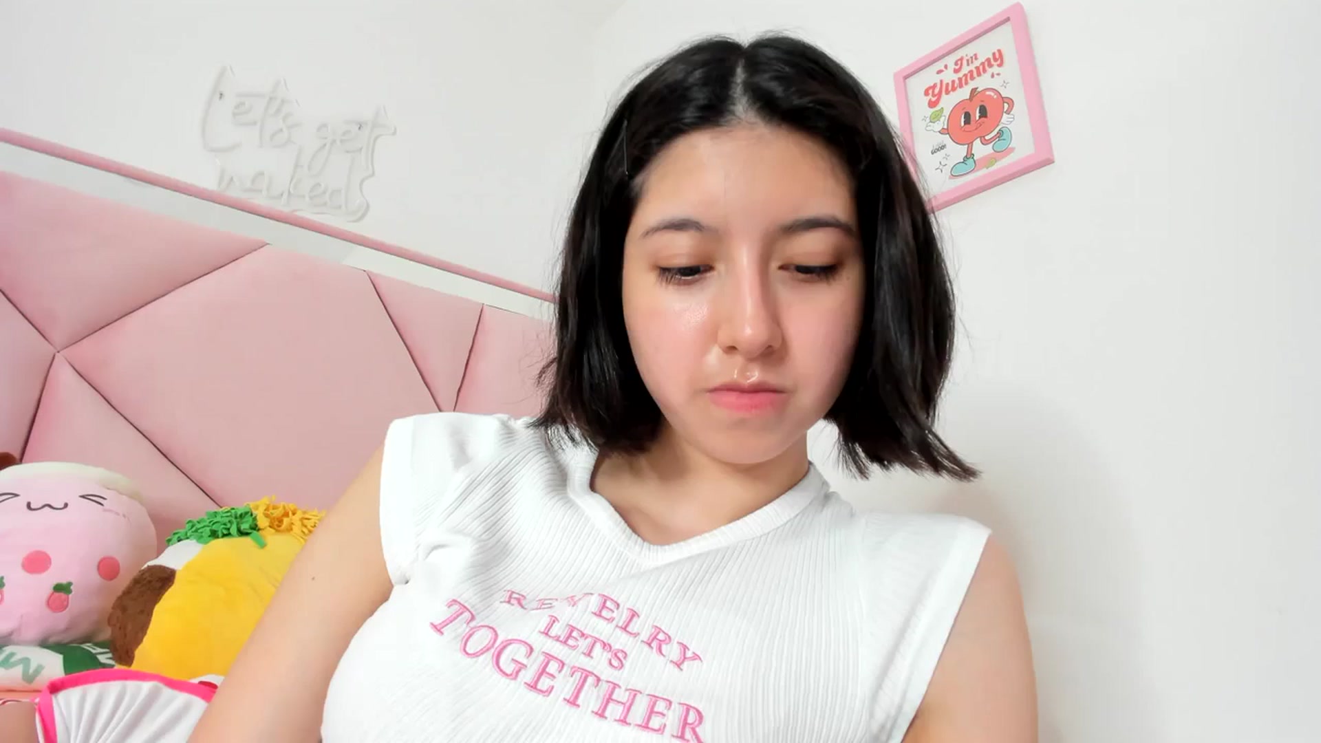 Gallery image thumbnail from Cherrycute666's myfreecams stream on, 03/05/2024, 03:55 image 5 of 20