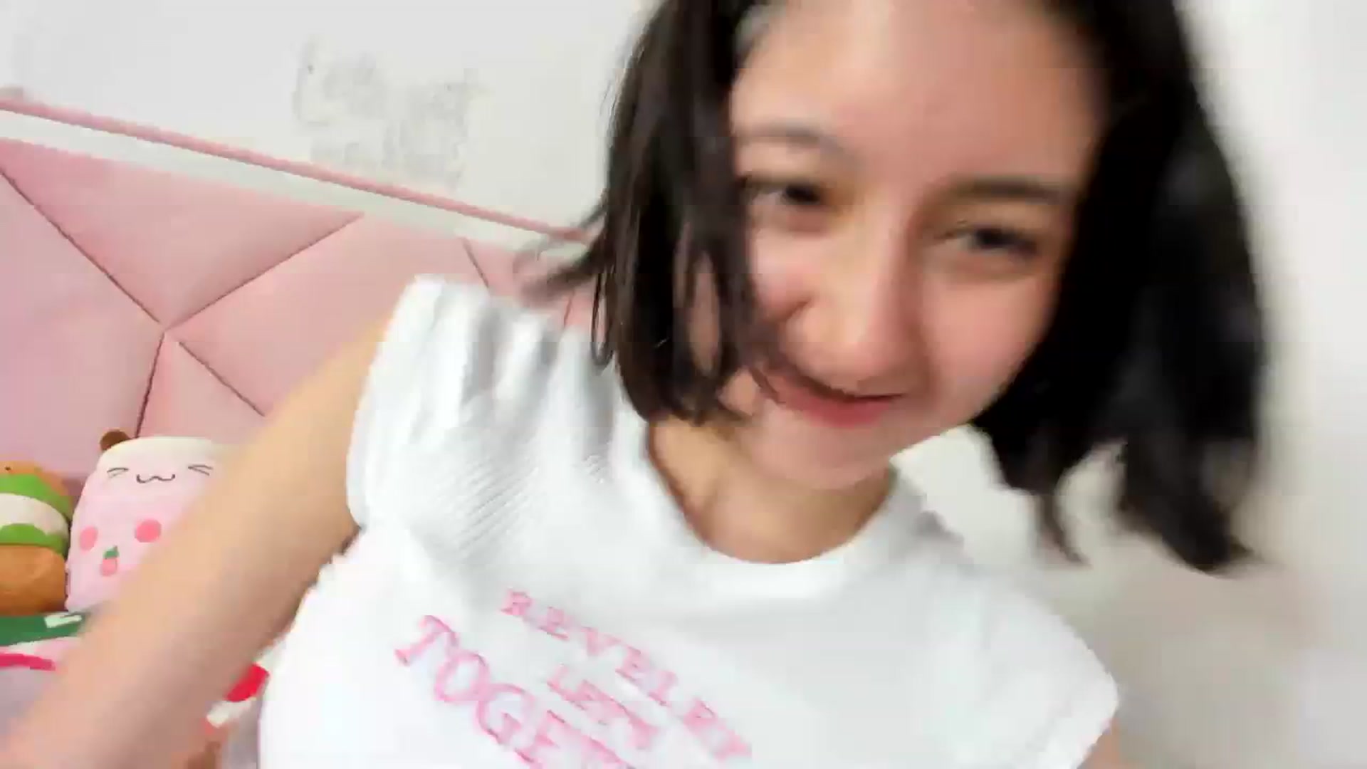 Gallery image thumbnail from Cherrycute666's myfreecams stream on, 03/05/2024, 03:55 image 1 of 20