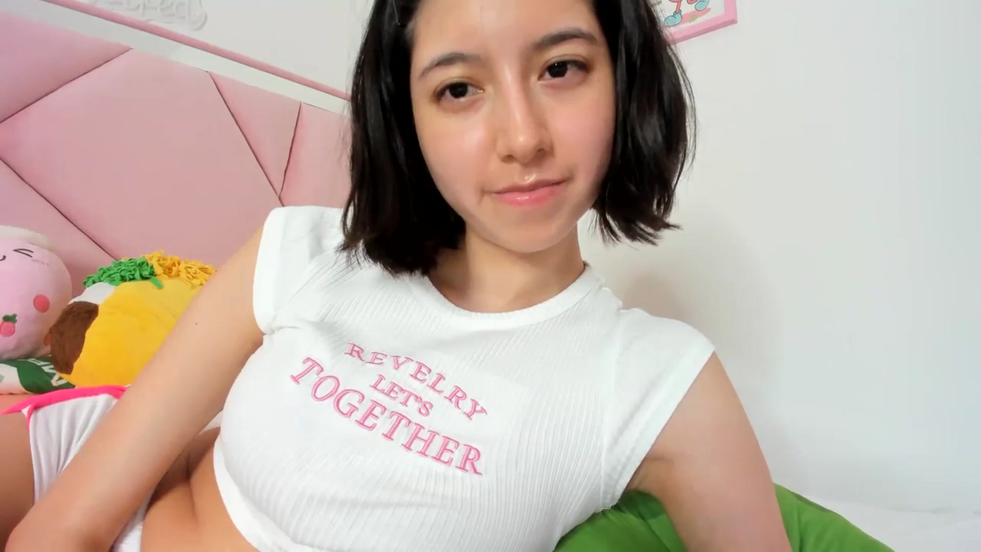Gallery image thumbnail from Cherrycute666's myfreecams stream on, 03/05/2024, 03:55 image 17 of 20