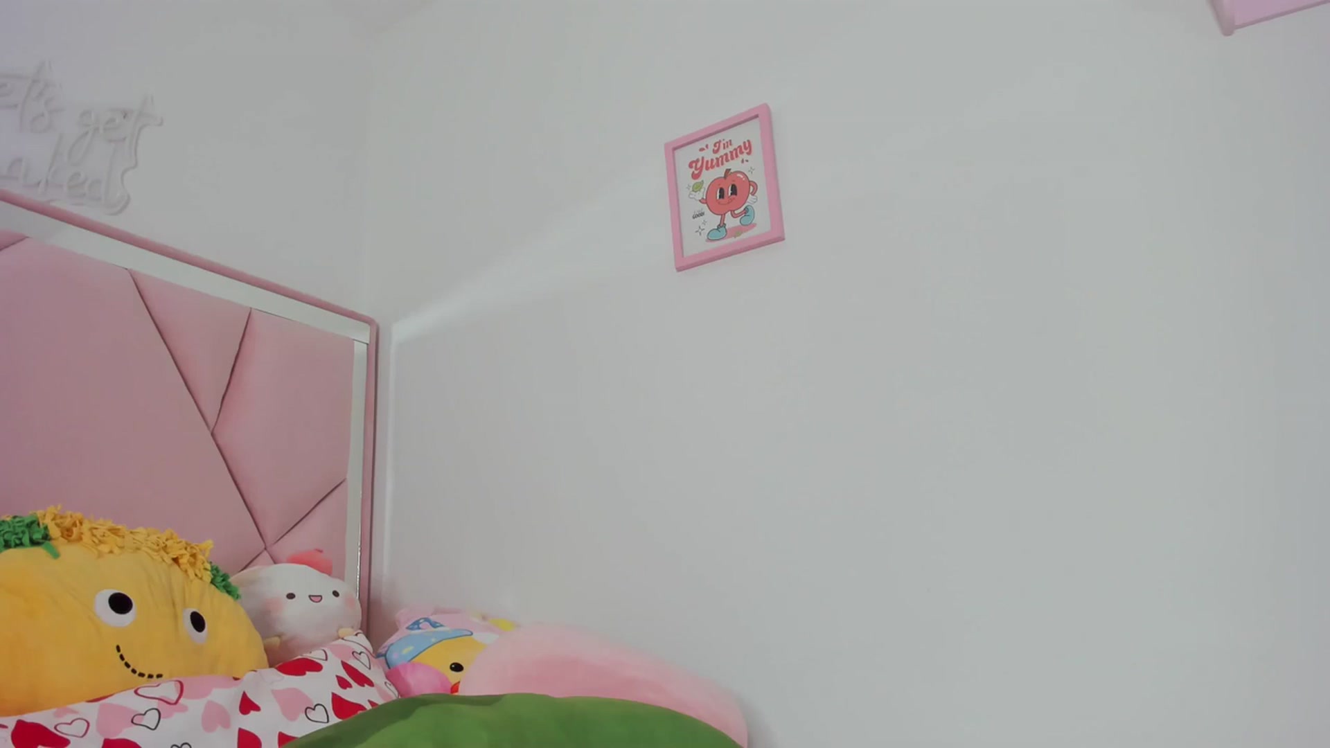 Gallery image thumbnail from Cherrycute666's myfreecams stream on, 03/05/2024, 05:54 image 19 of 20