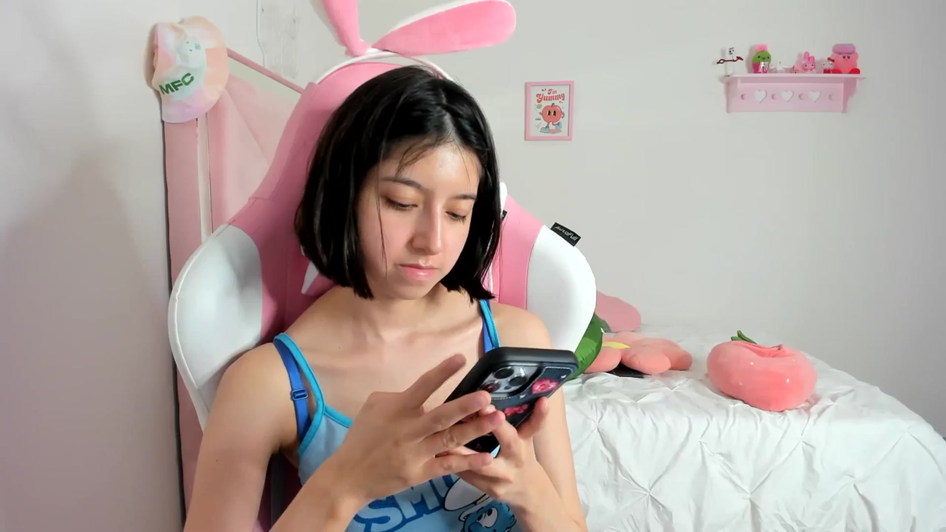 Gallery image thumbnail from Cherrycute666's myfreecams stream on, 03/07/2024, 06:33 image 13 of 20