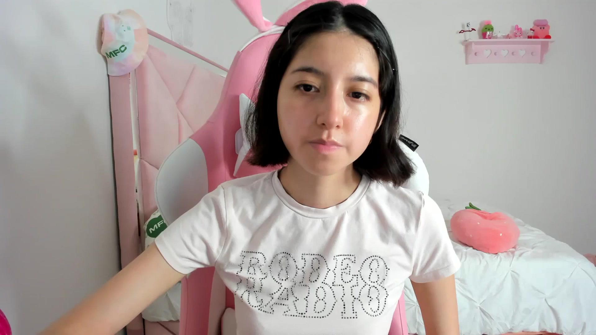 Gallery image thumbnail from Cherrycute666's myfreecams stream on, 03/07/2024, 08:33 image 10 of 20