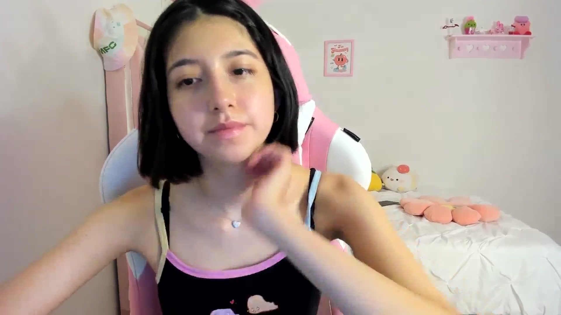 Gallery image thumbnail from Cherrycute666's myfreecams stream on, 03/09/2024, 07:49 image 12 of 20