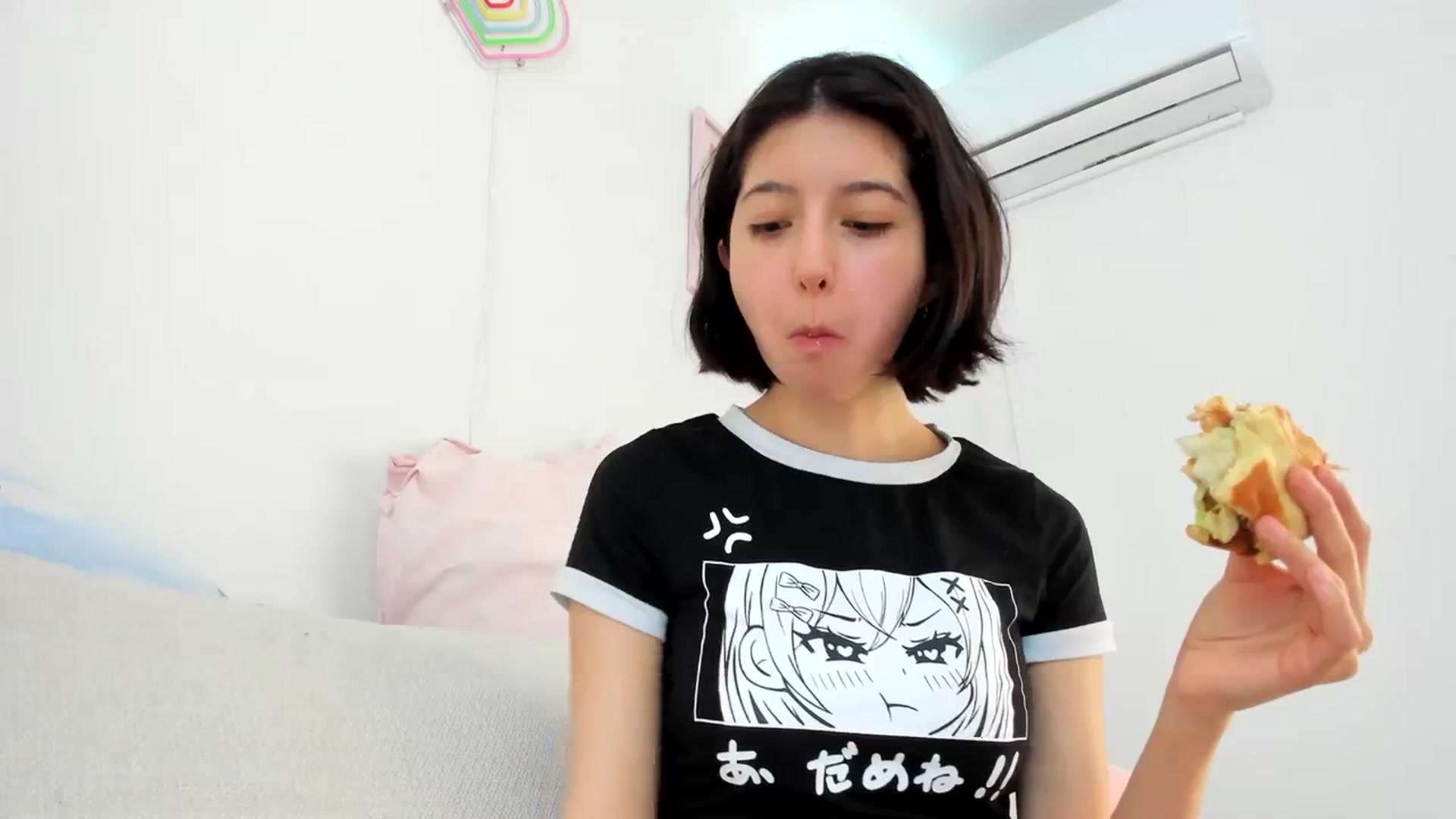 Gallery image thumbnail from Cherrycute666's myfreecams stream on, 03/10/2024, 24:09 image 9 of 20