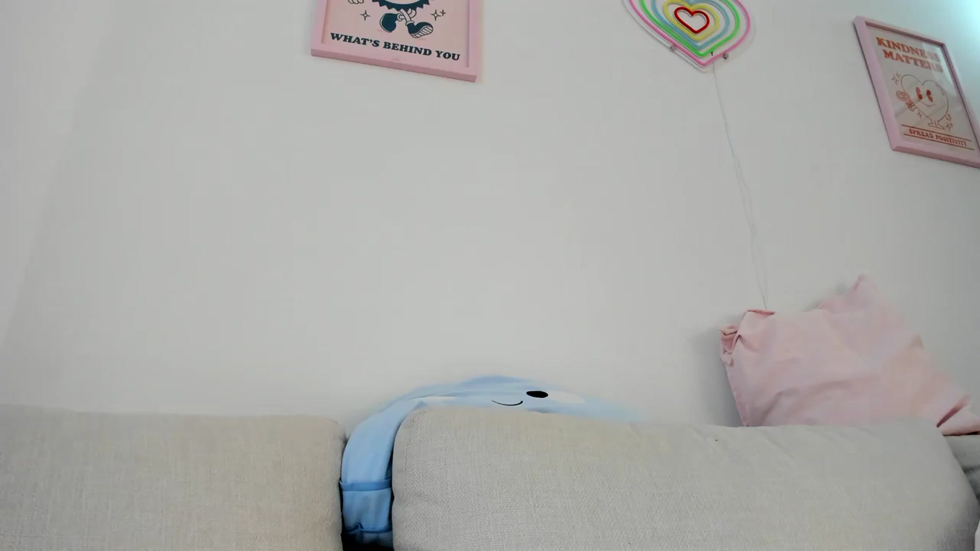 Gallery image thumbnail from Cherrycute666's myfreecams stream on, 03/10/2024, 24:09 image 18 of 20