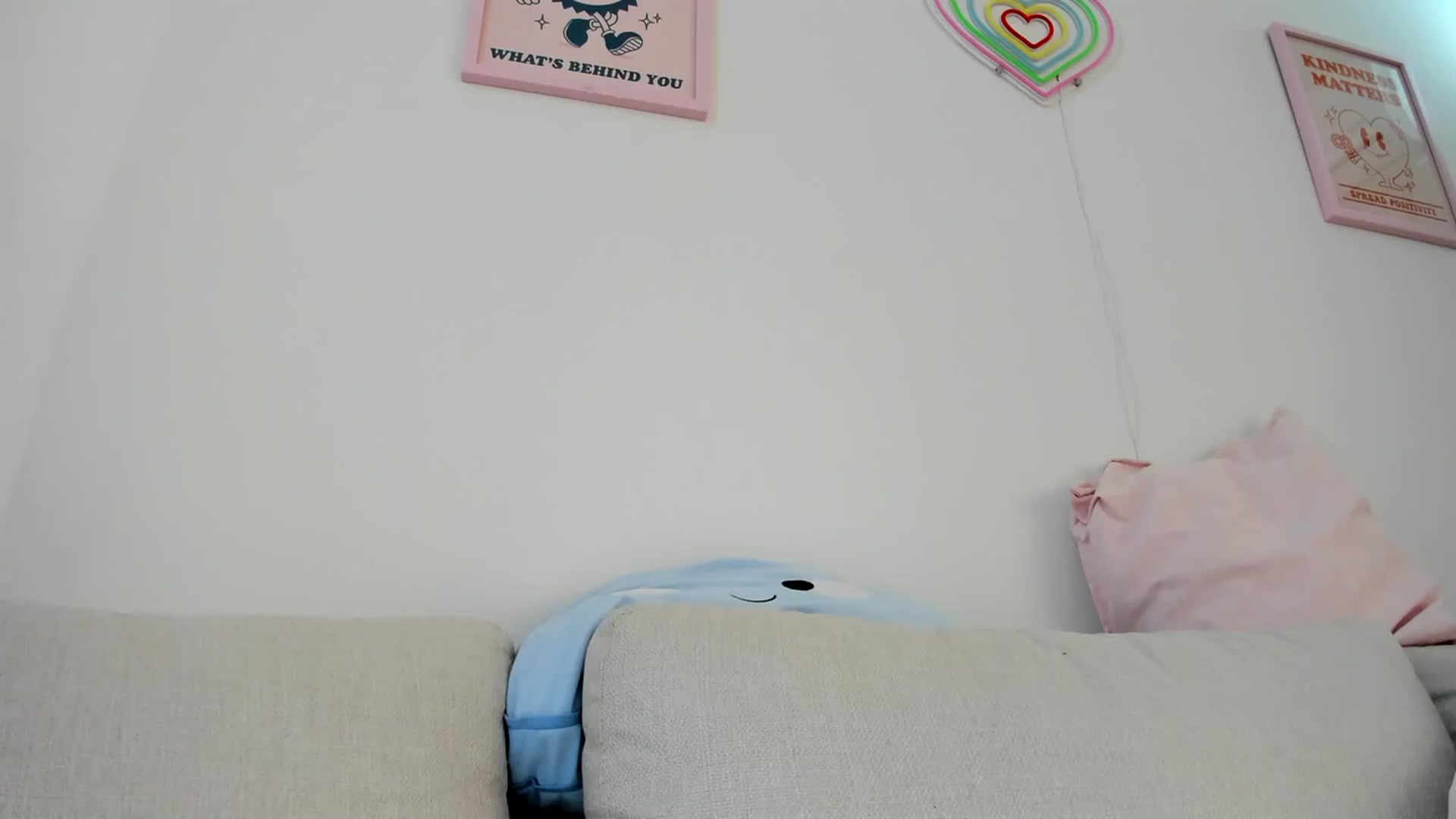 Gallery image thumbnail from Cherrycute666's myfreecams stream on, 03/10/2024, 24:09 image 17 of 20