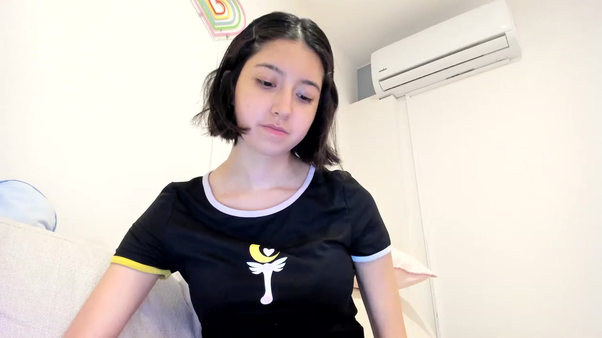 Gallery image thumbnail from Cherrycute666's myfreecams stream on, 03/10/2024, 10:29 image 16 of 20