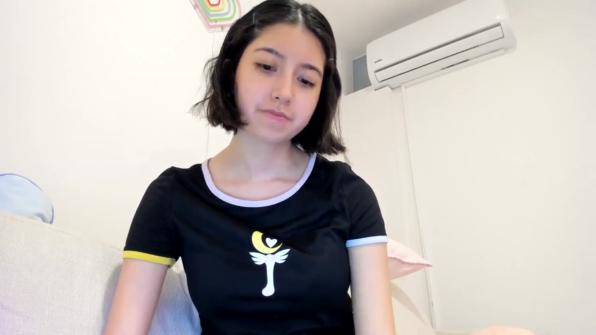 Gallery image thumbnail from Cherrycute666's myfreecams stream on, 03/10/2024, 10:29 image 17 of 20