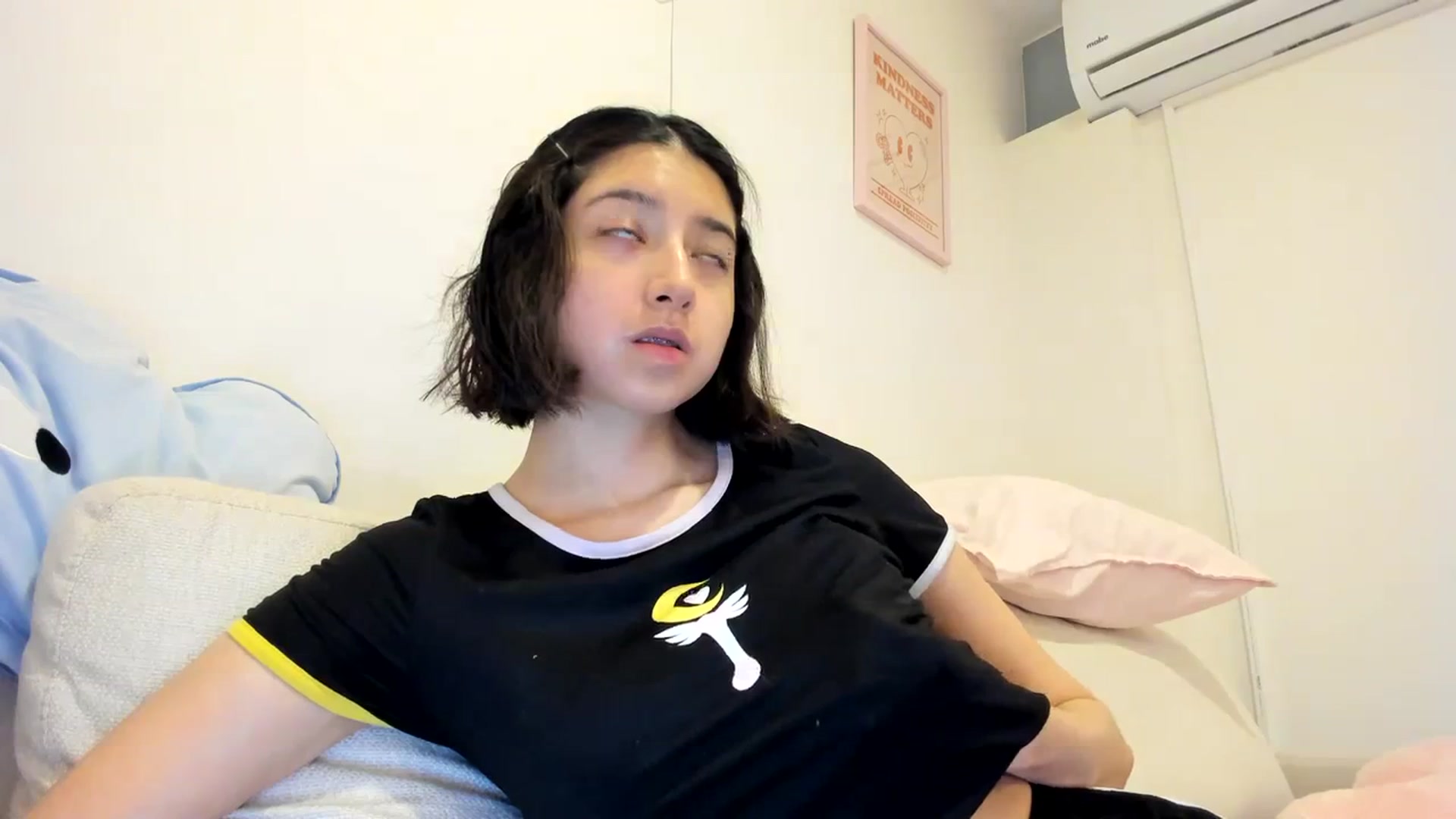 Gallery image thumbnail from Cherrycute666's myfreecams stream on, 03/10/2024, 10:29 image 11 of 20