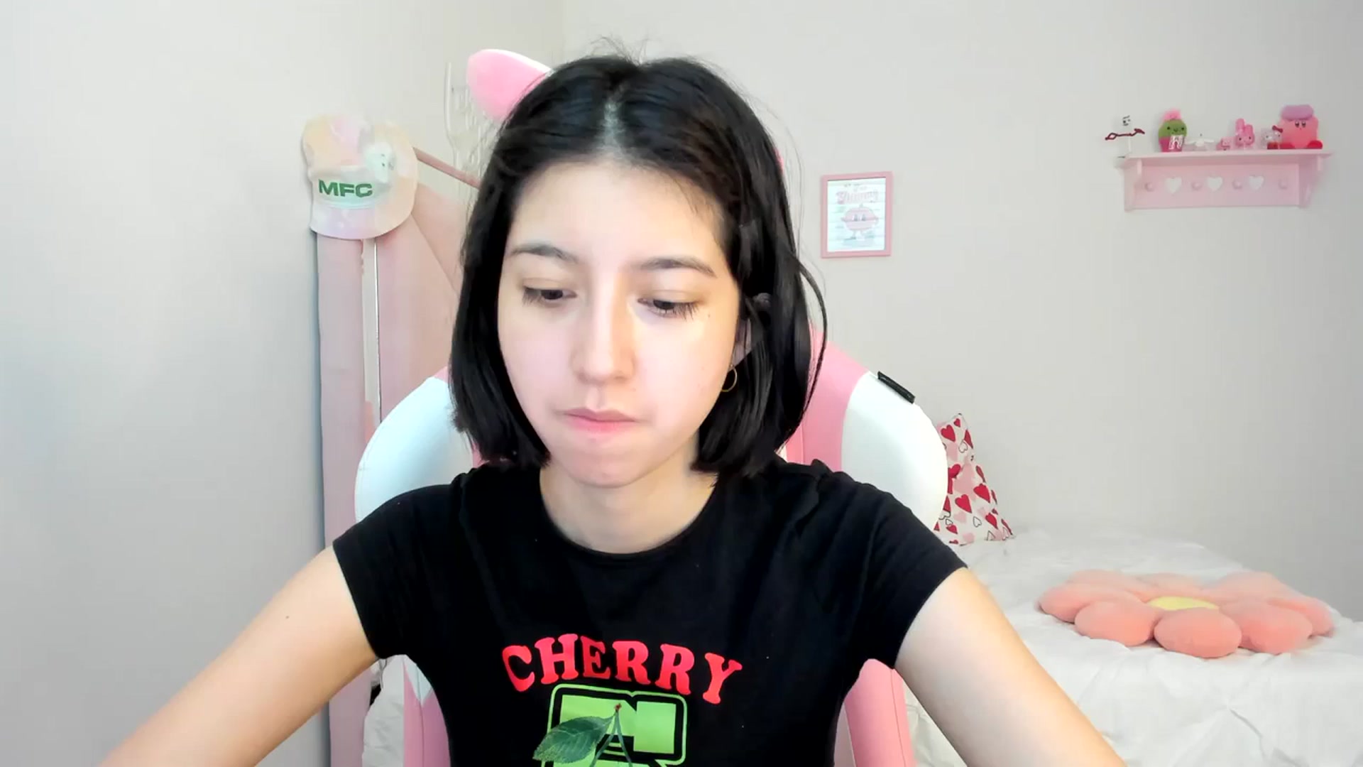Gallery image thumbnail from Cherrycute666's myfreecams stream on, 03/12/2024, 24:00 image 10 of 20