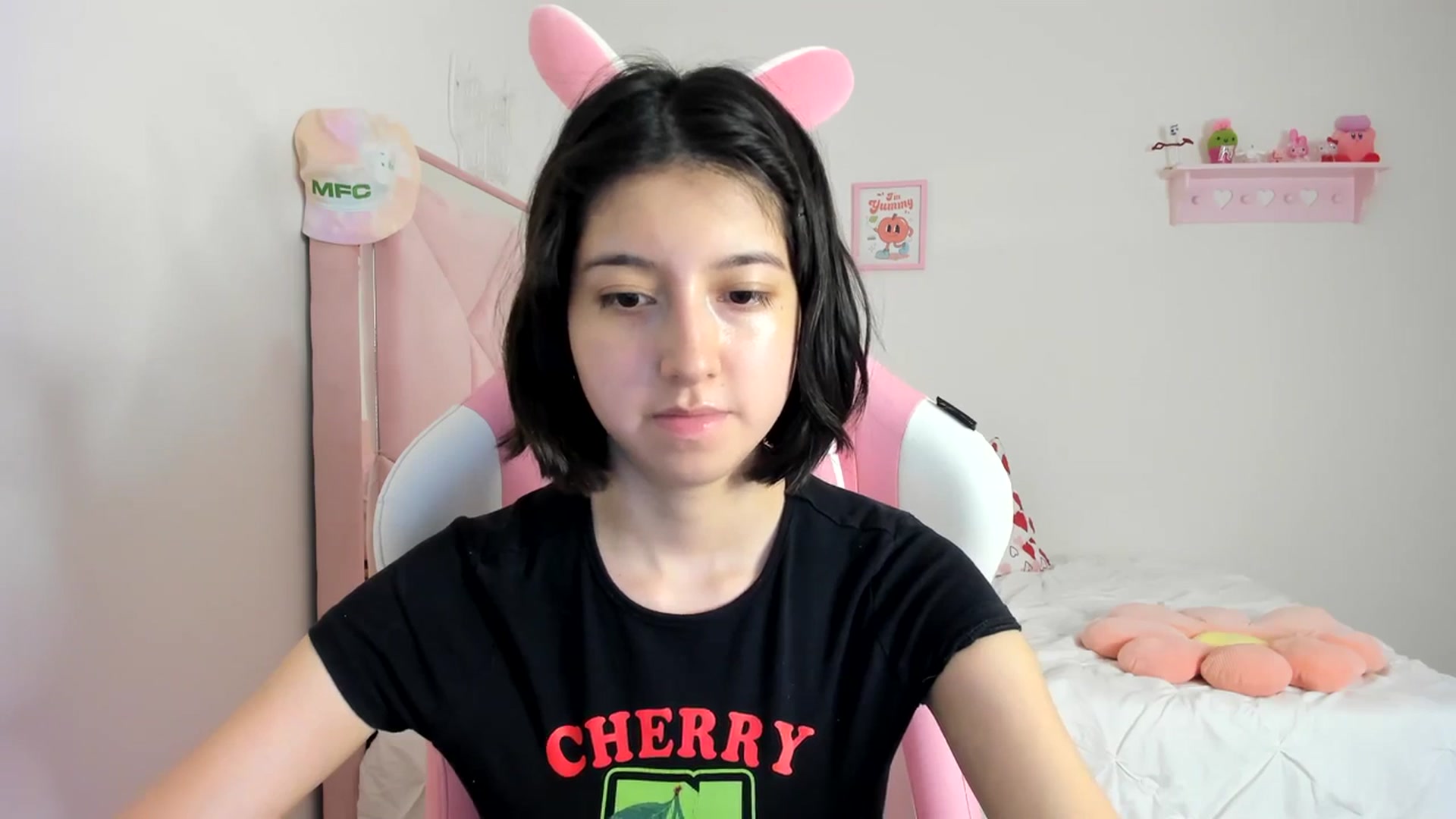 Gallery image thumbnail from Cherrycute666's myfreecams stream on, 03/12/2024, 01:12 image 20 of 20