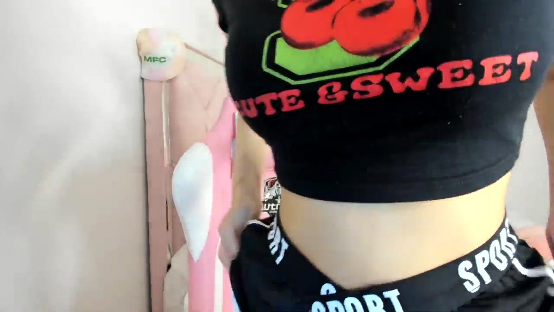 Gallery image thumbnail from Cherrycute666's myfreecams stream on, 03/12/2024, 04:14 image 3 of 20
