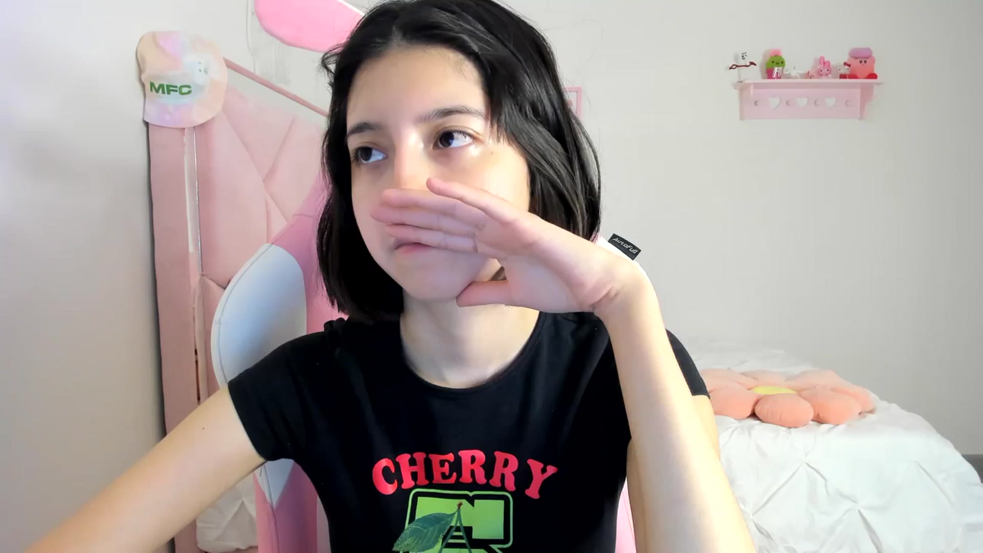 Gallery image thumbnail from Cherrycute666's myfreecams stream on, 03/12/2024, 07:22 image 5 of 20