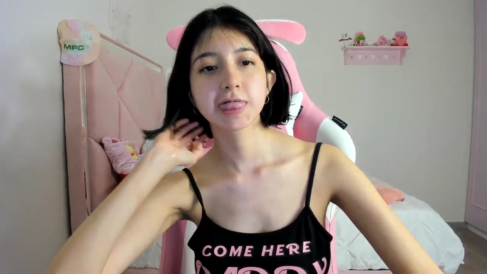 Gallery image thumbnail from Cherrycute666's myfreecams stream on, 03/13/2024, 03:46 image 19 of 20