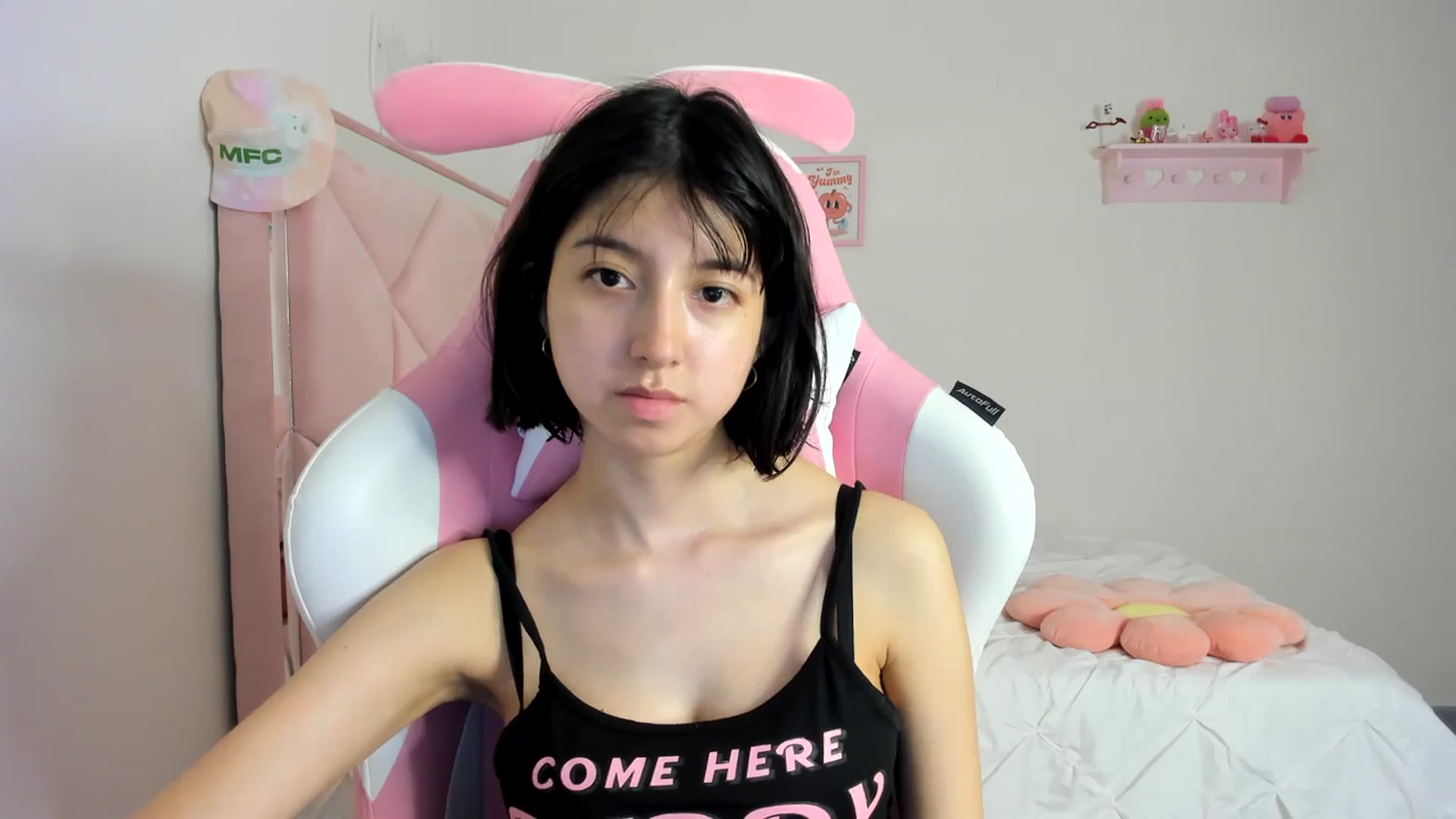 Gallery image thumbnail from Cherrycute666's myfreecams stream on, 03/13/2024, 03:46 image 8 of 20