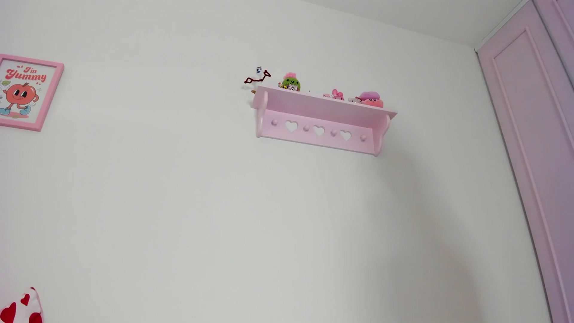 Gallery image thumbnail from Cherrycute666's myfreecams stream on, 03/13/2024, 06:11 image 19 of 20