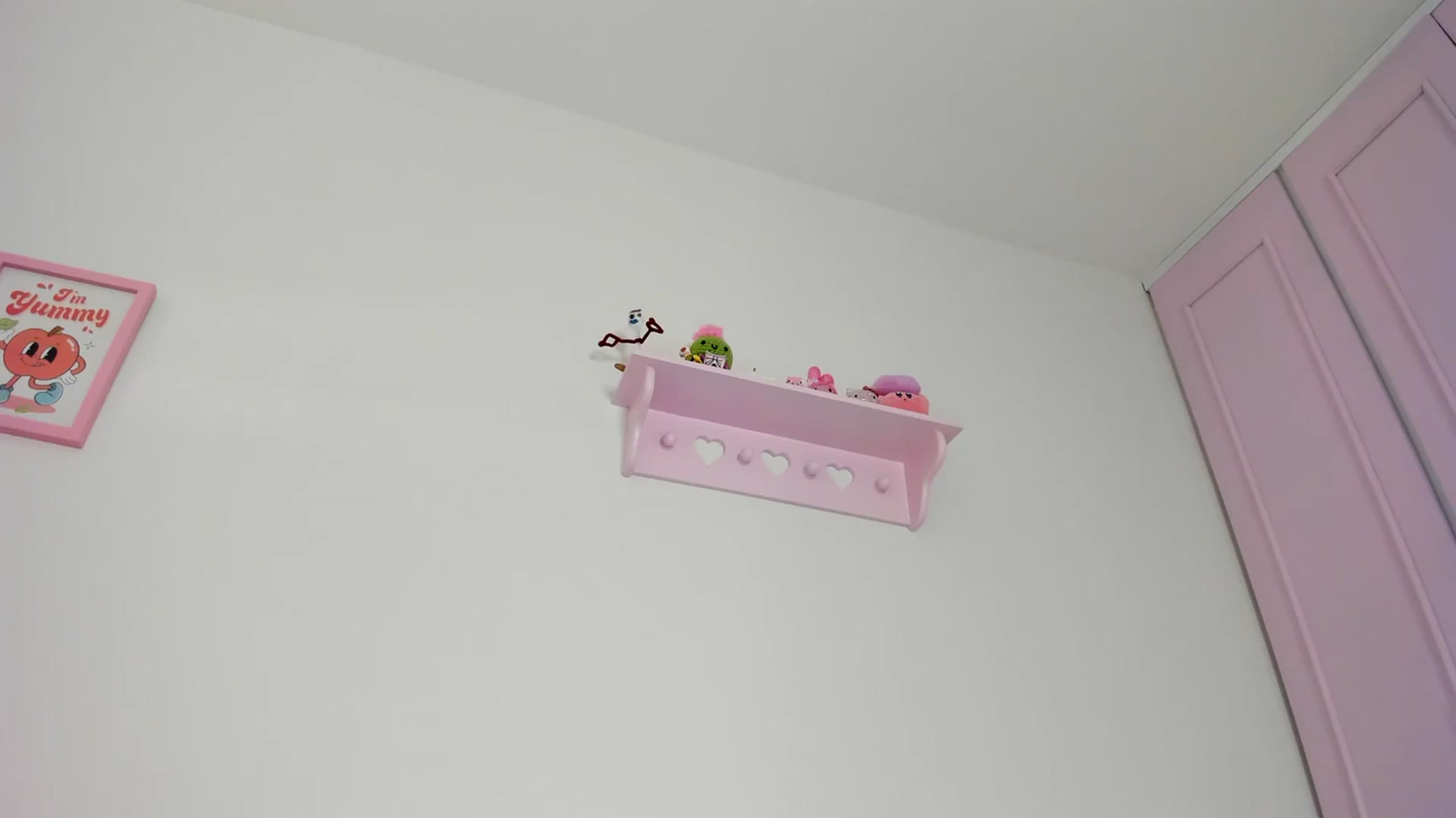 Gallery image thumbnail from Cherrycute666's myfreecams stream on, 03/13/2024, 06:11 image 18 of 20