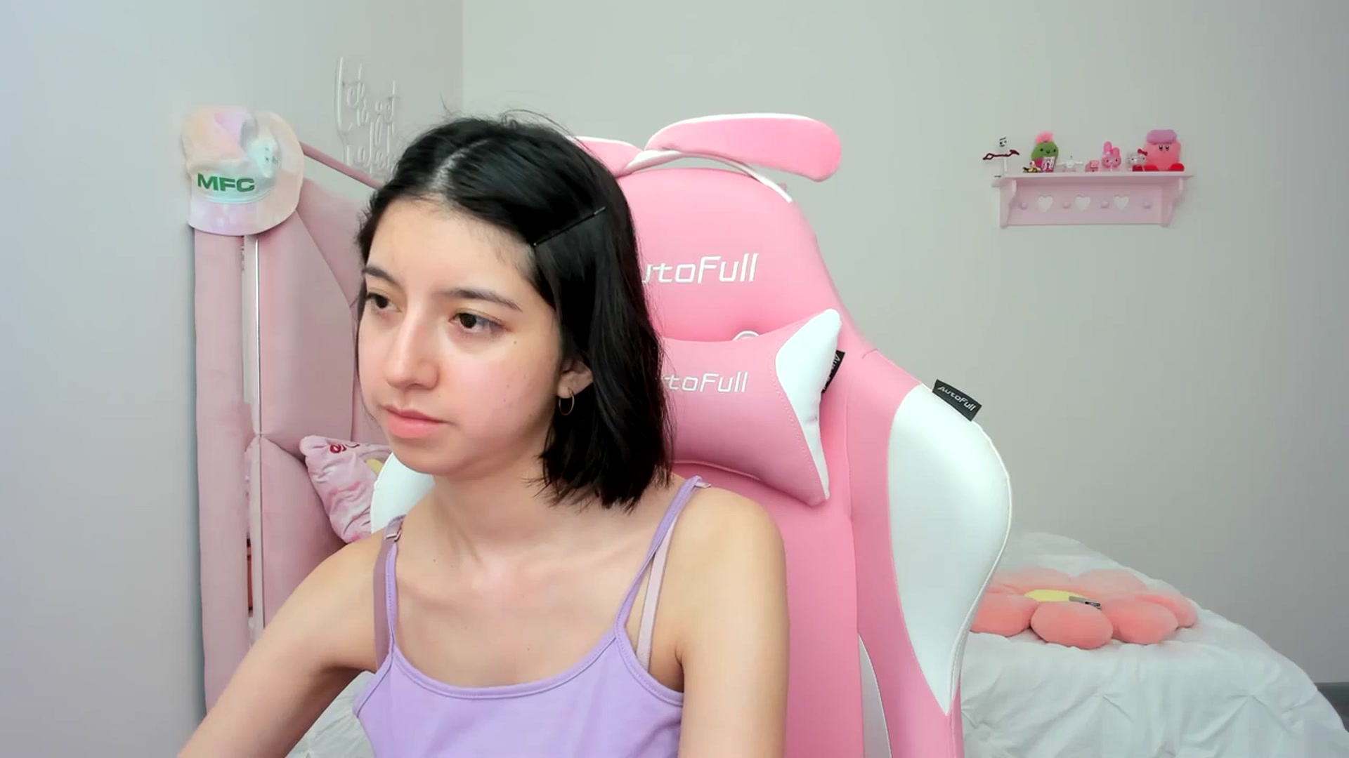 Gallery image thumbnail from Cherrycute666's myfreecams stream on, 03/13/2024, 18:12 image 14 of 20