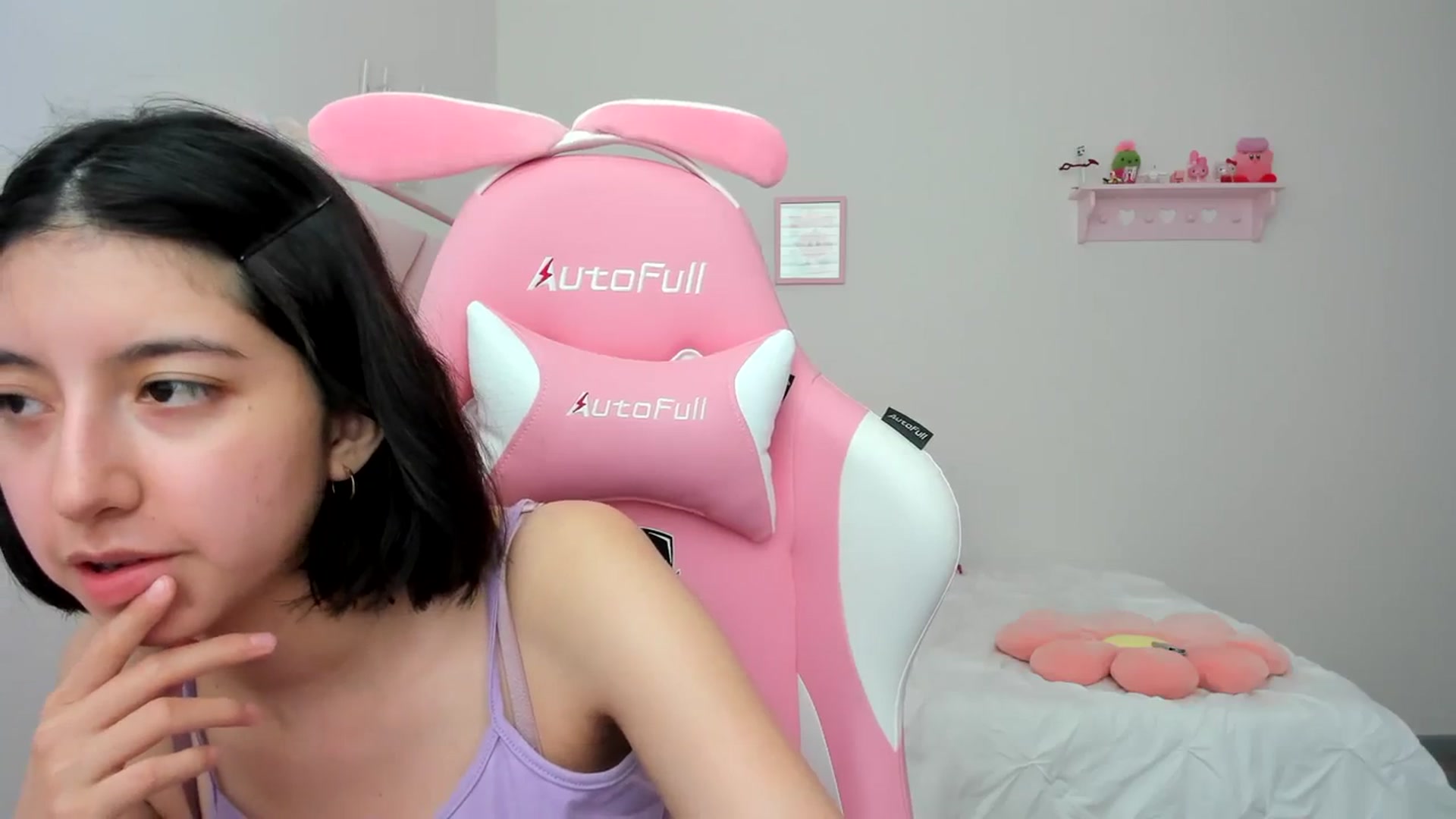 Gallery image thumbnail from Cherrycute666's myfreecams stream on, 03/13/2024, 18:12 image 6 of 20